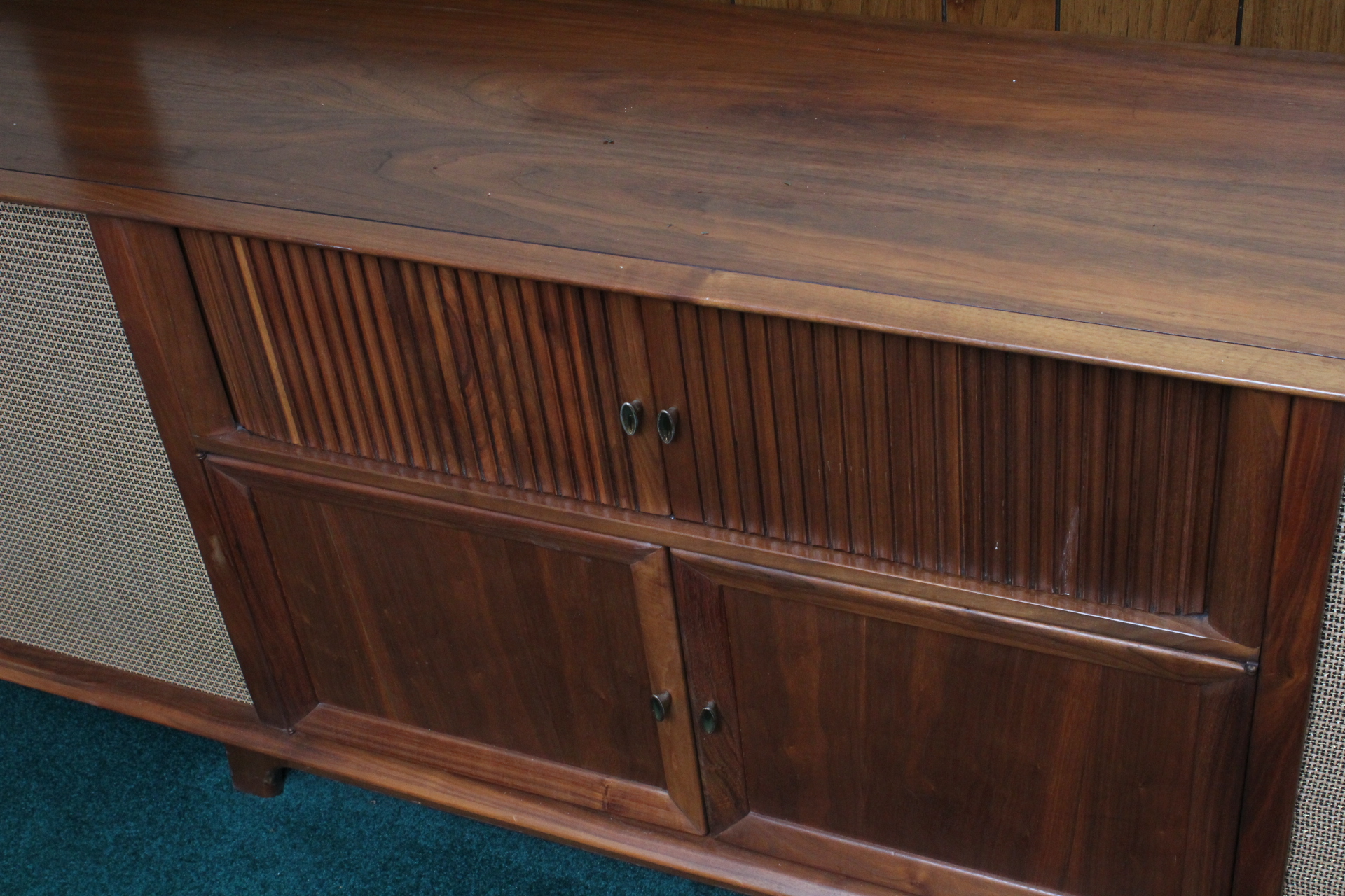 Mid-Century Curtis Mathes Turntable and Stereo System Console | EBTH