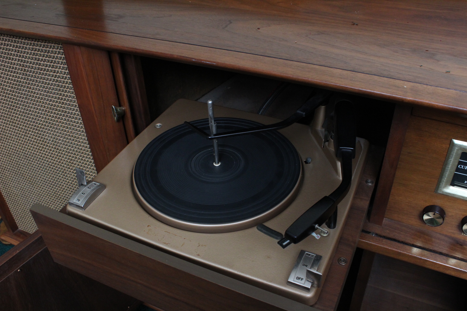 Mid-Century Curtis Mathes Turntable and Stereo System Console | EBTH