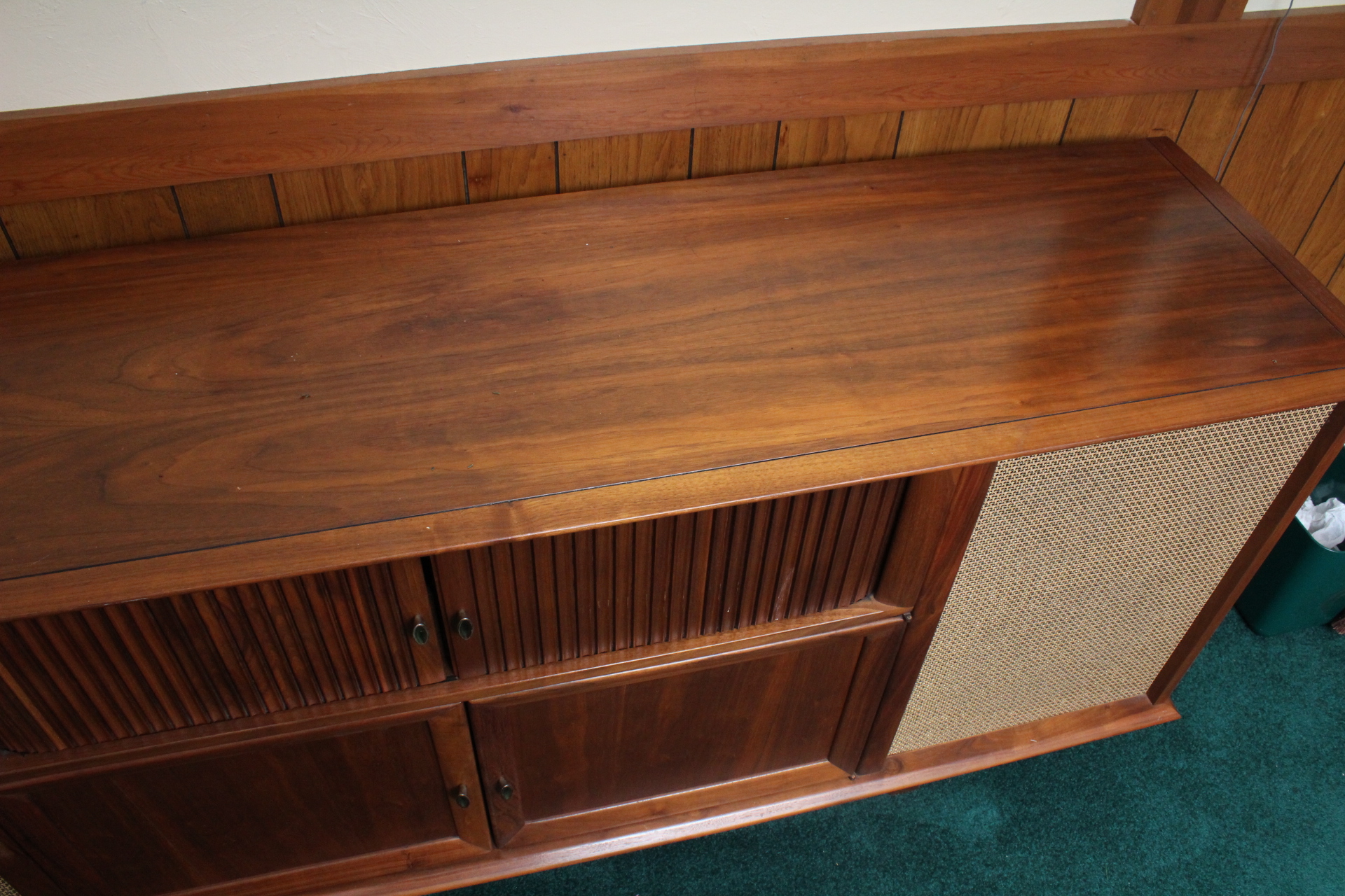 Mid-Century Curtis Mathes Turntable and Stereo System Console | EBTH
