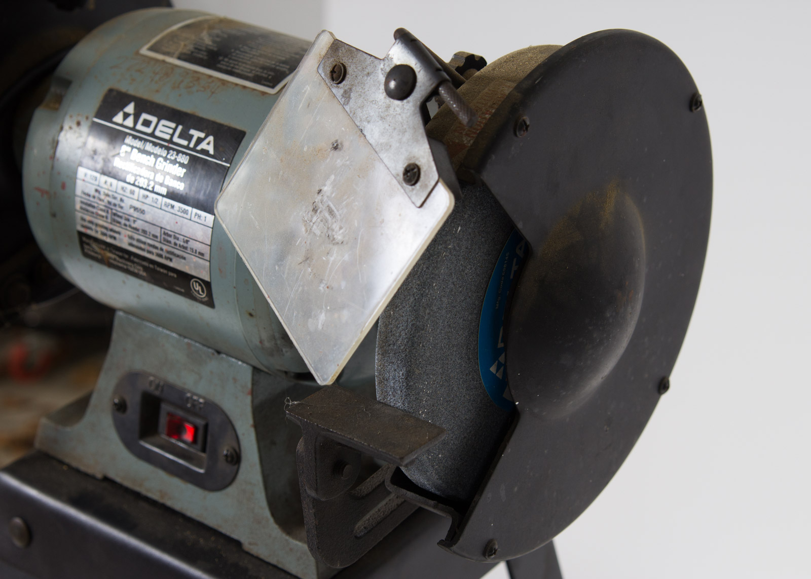 Delta Model 23880 8Inch Bench Grinder with Stand EBTH