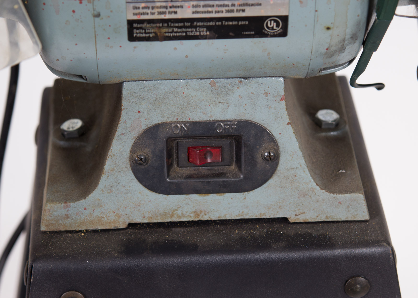 Delta Model 23880 8Inch Bench Grinder with Stand EBTH