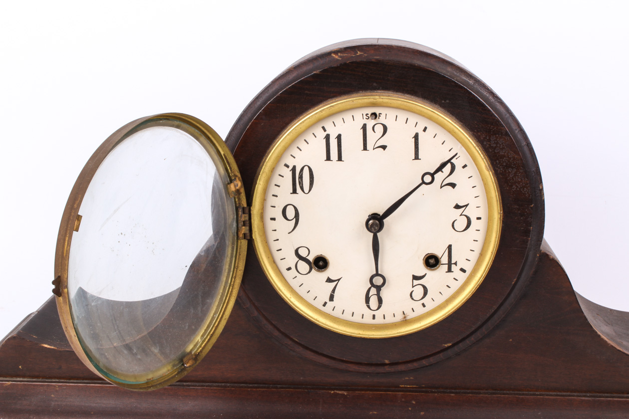 New Haven Clock Company Mantel Clock EBTH