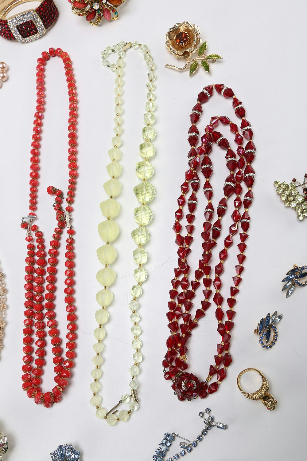 Selection of Colorful Costume Jewelry | EBTH