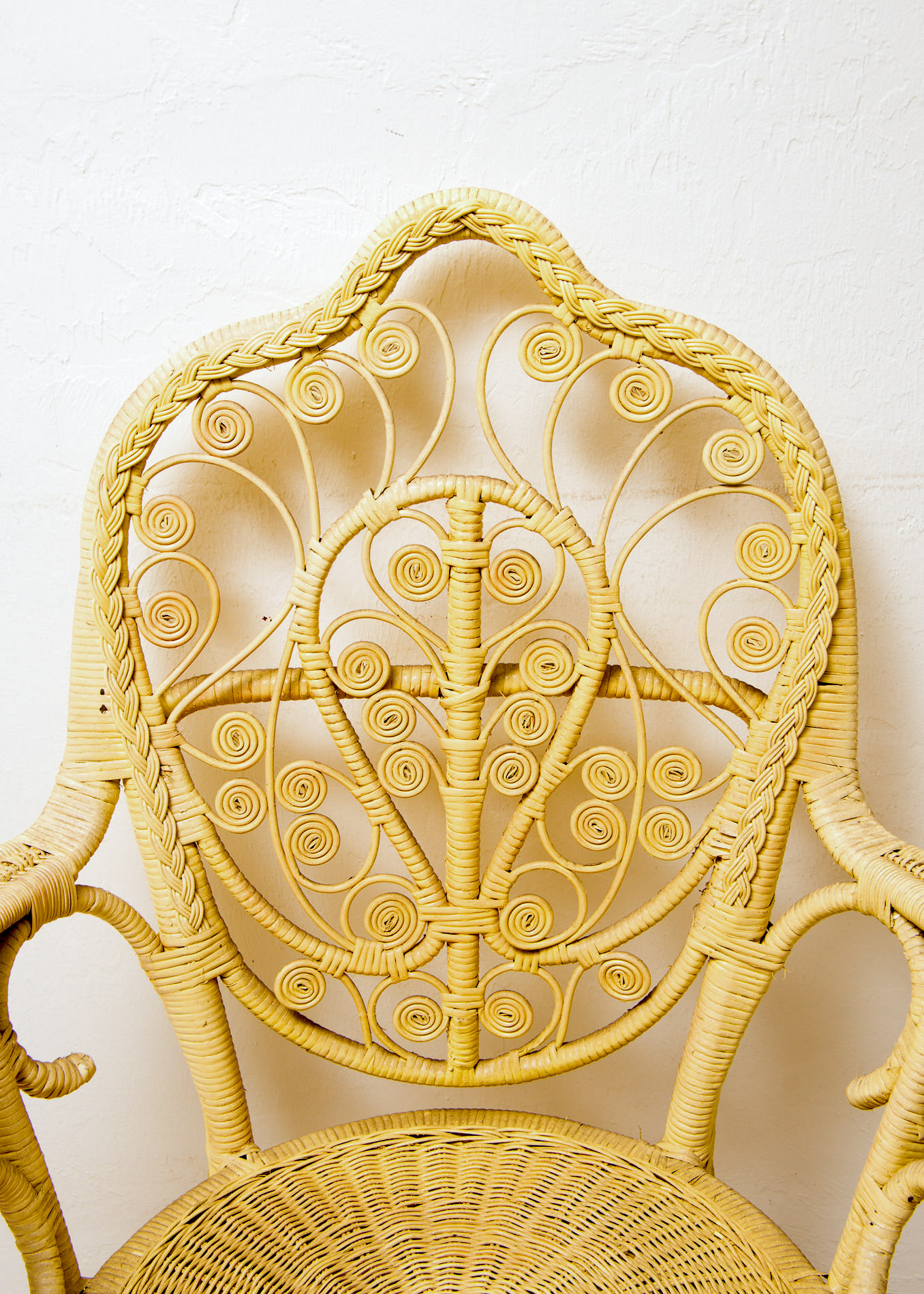 Victorian Style Yellow Wicker Chair EBTH