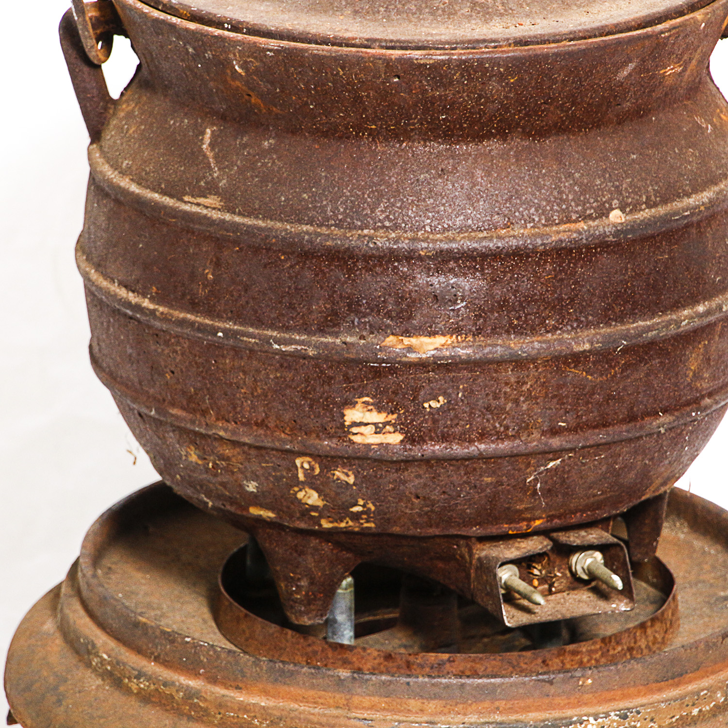 Vintage Cast Iron Pot with Lid and Stand EBTH