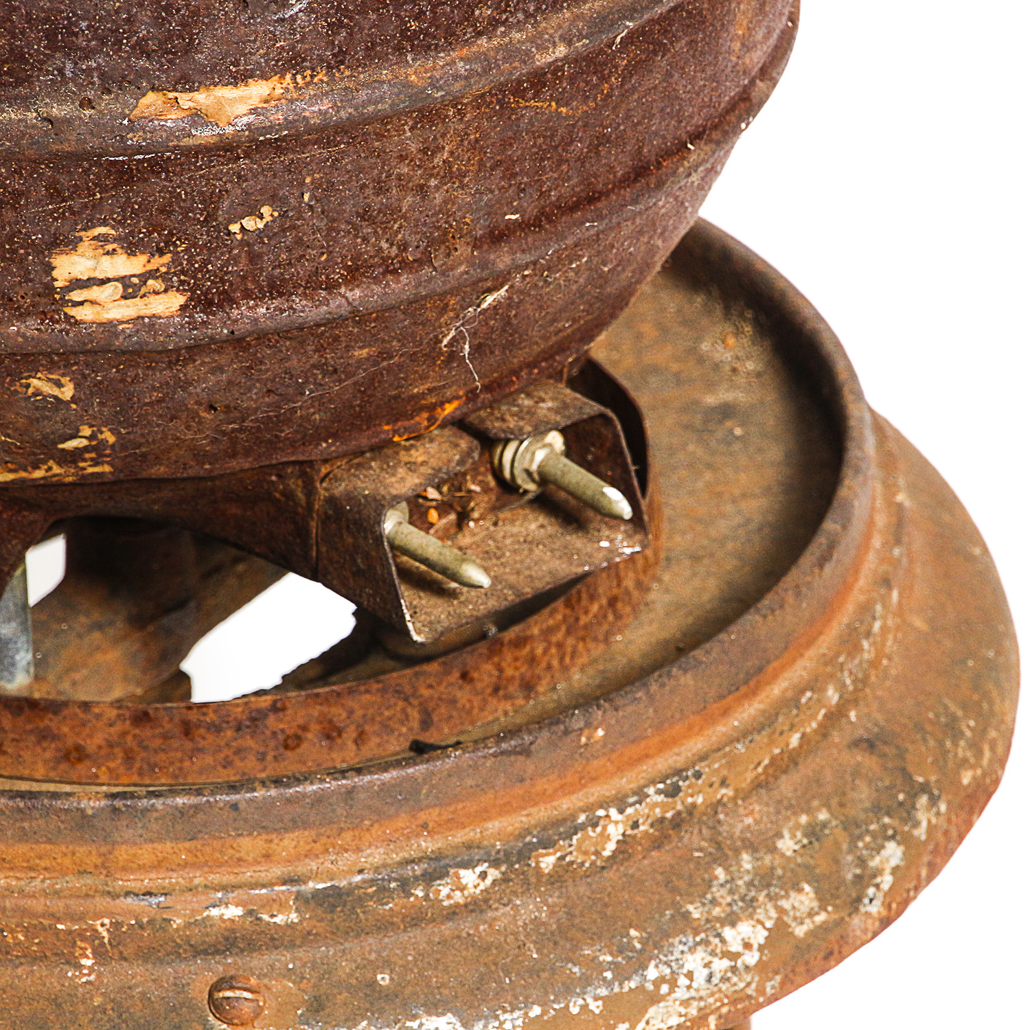 Vintage Cast Iron Pot with Lid and Stand EBTH