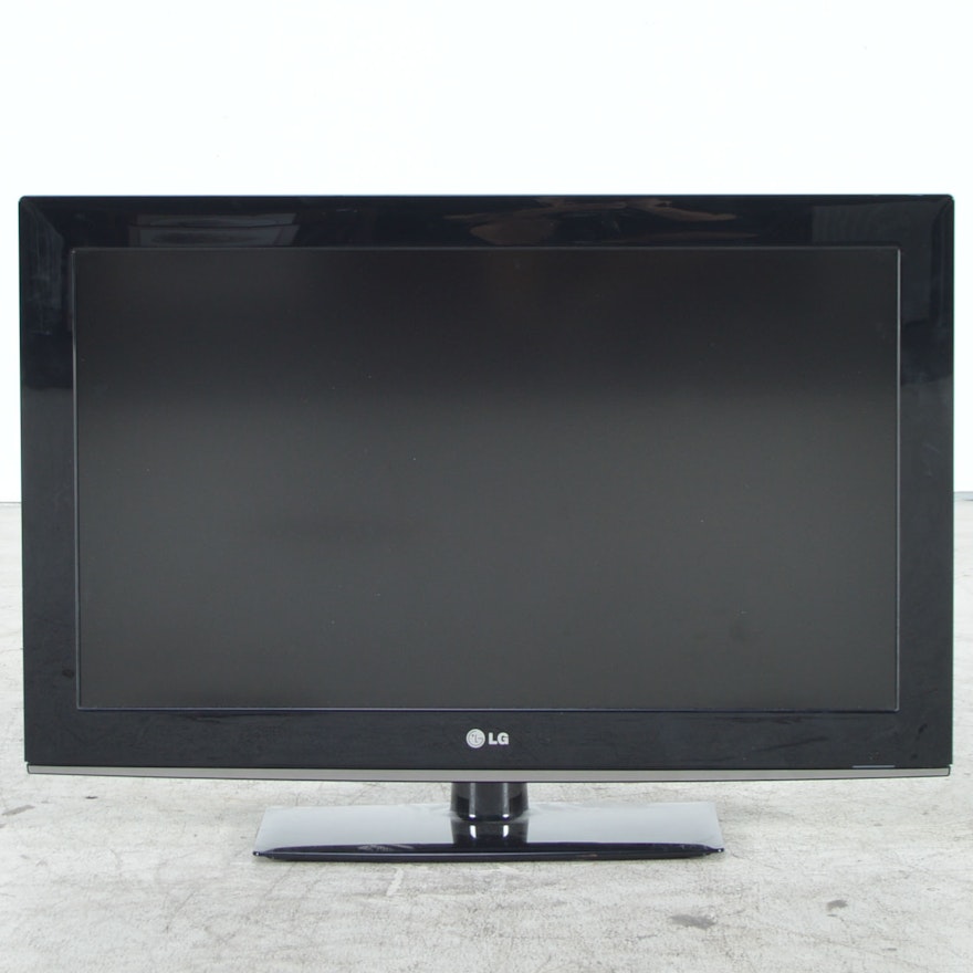 LG 32" Flat Screen Television : EBTH