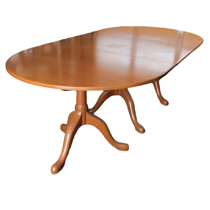 Kittinger Mahogany Dining Table EBTH