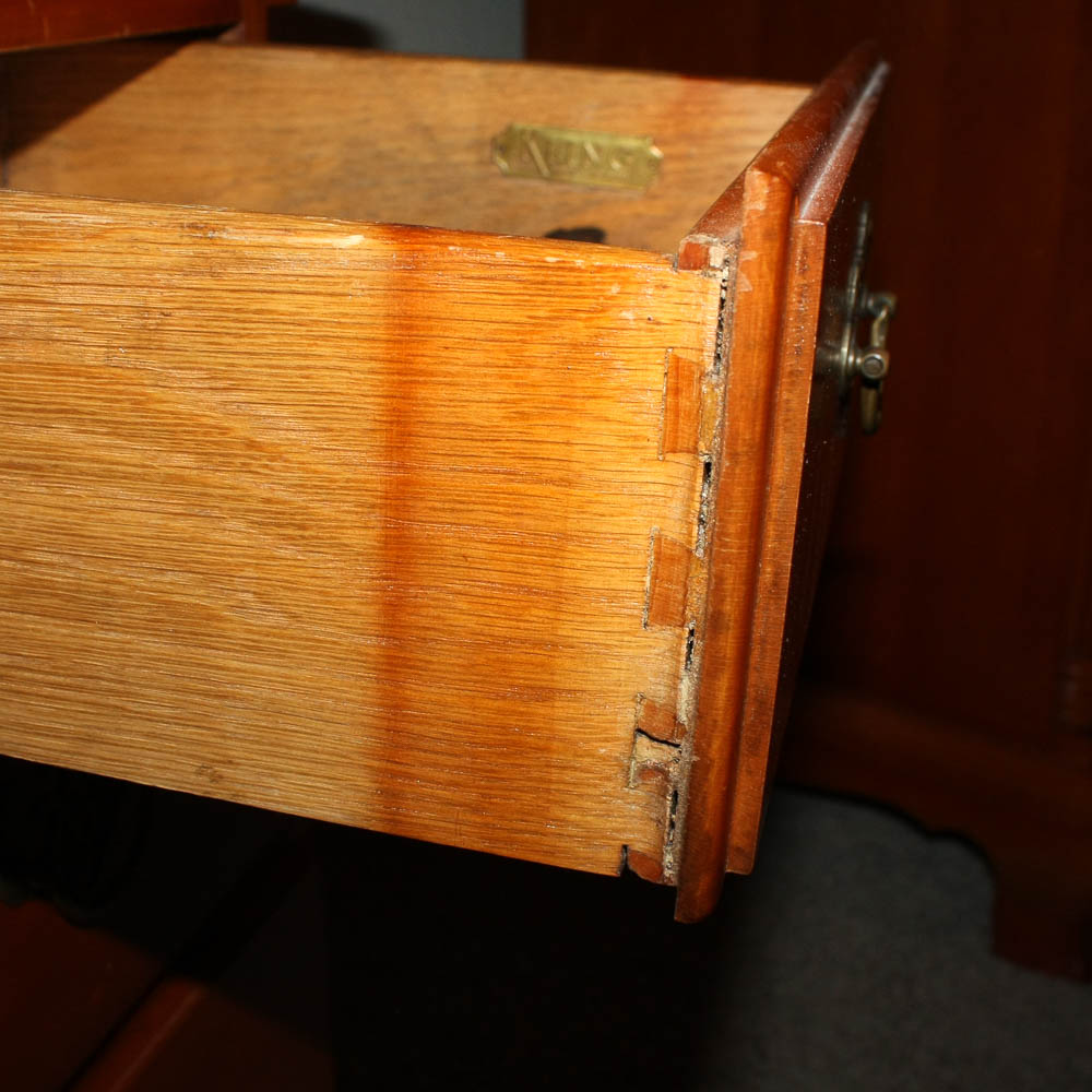 Vintage Kling Maple Nightstand EBTH