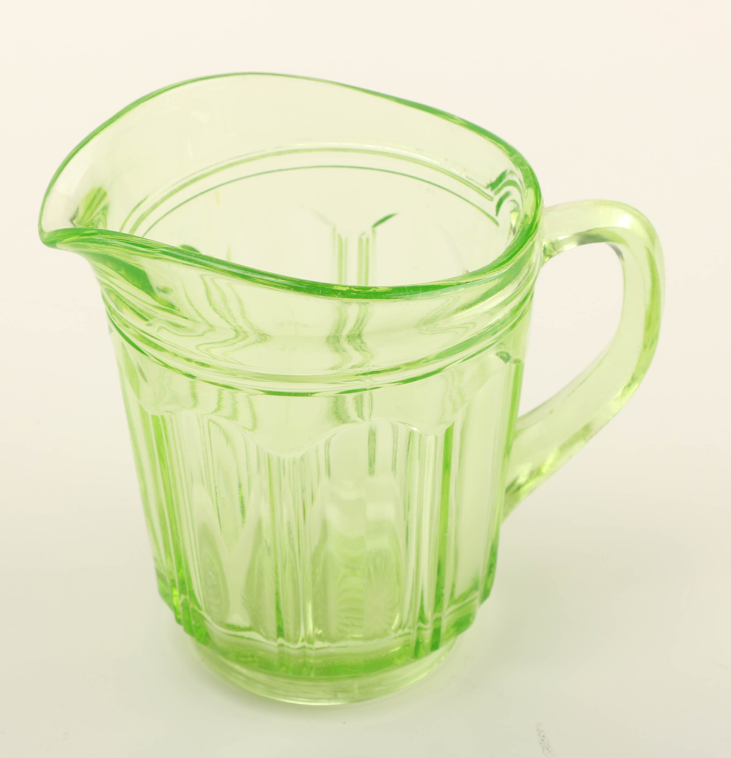 Vaseline Glassware Set EBTH