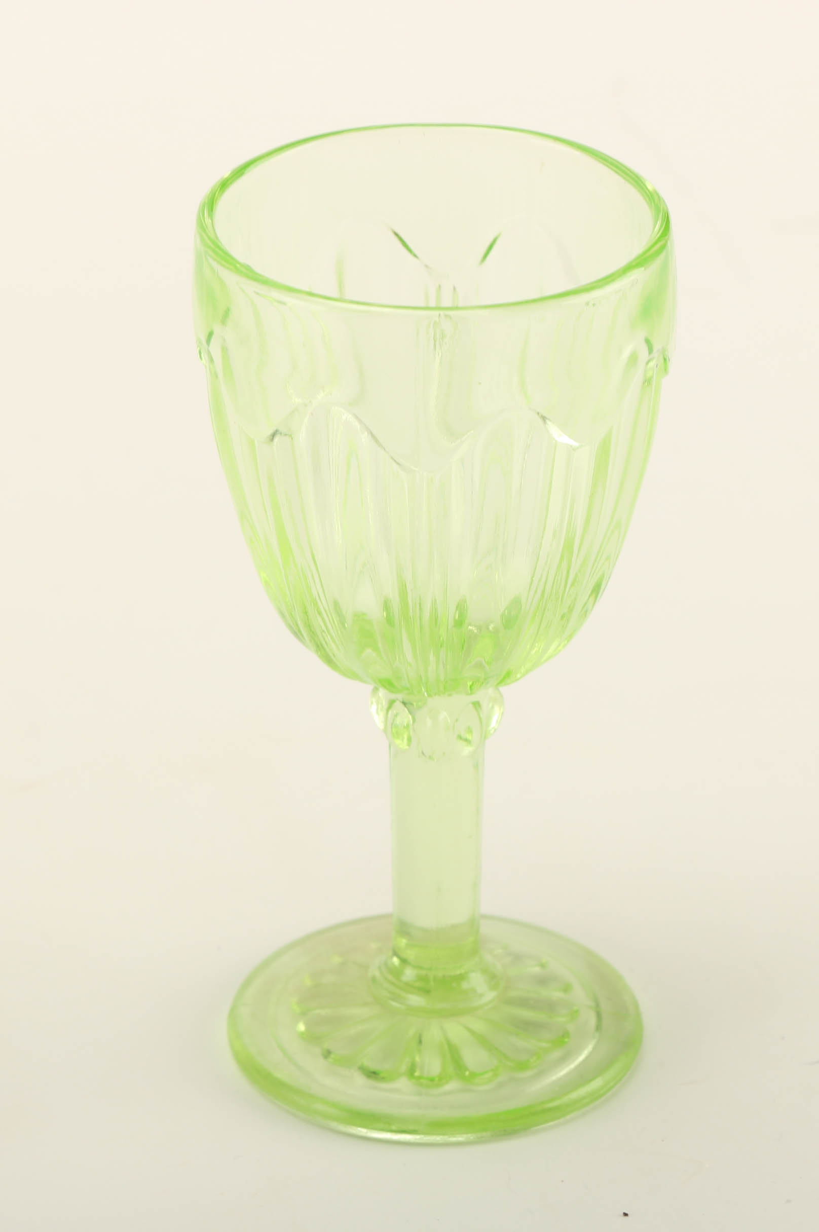 Vaseline Glassware Set EBTH