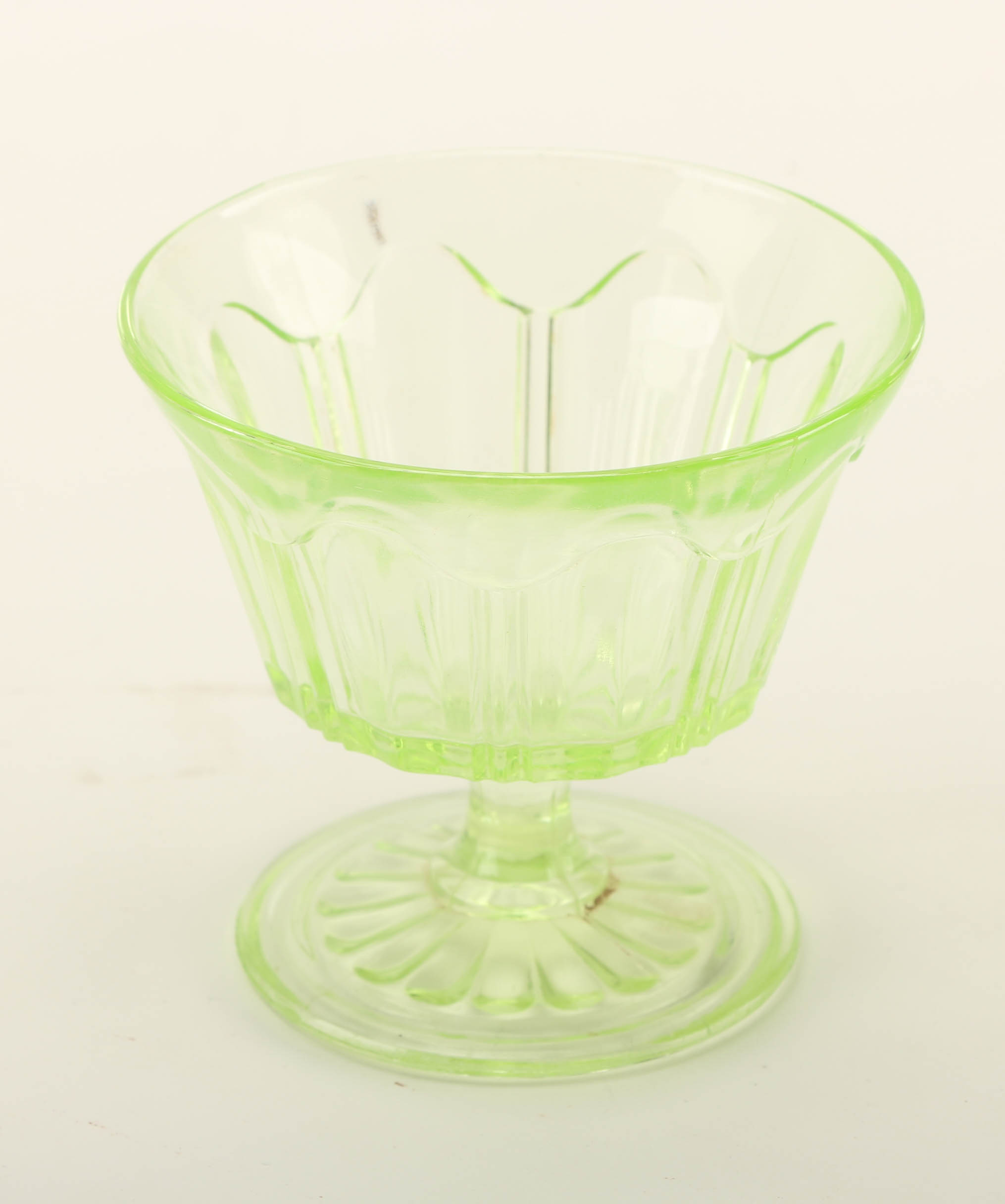 Vaseline Glassware Set EBTH