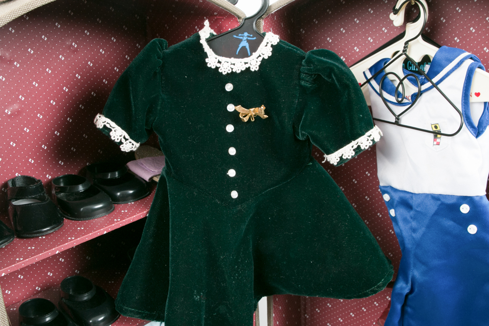 American Girl Doll Molly with Travel Trunk and Accessories EBTH