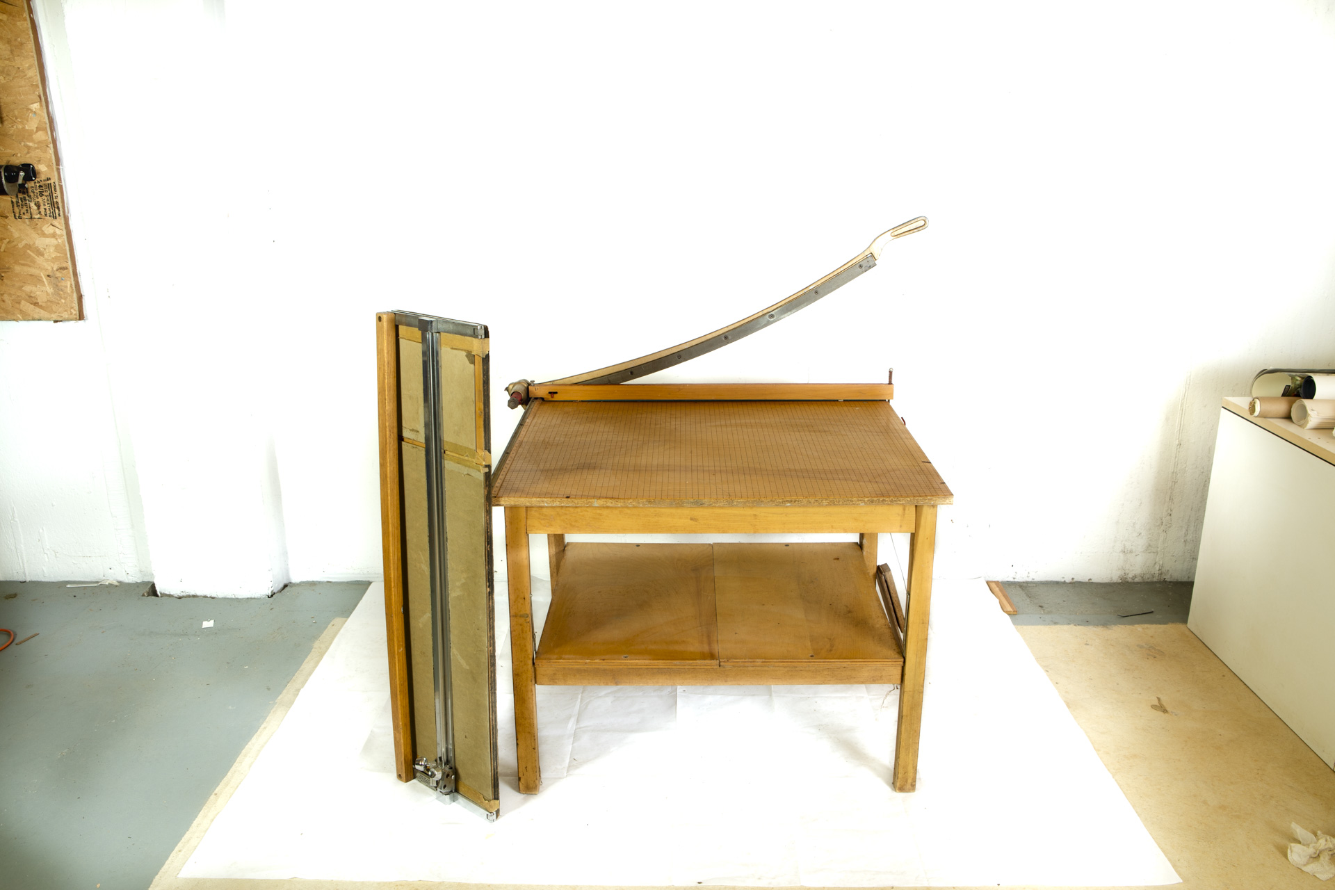 Craft Guillotine Cutting Table and Keeton Cutter Beveled Mat Cutter EBTH