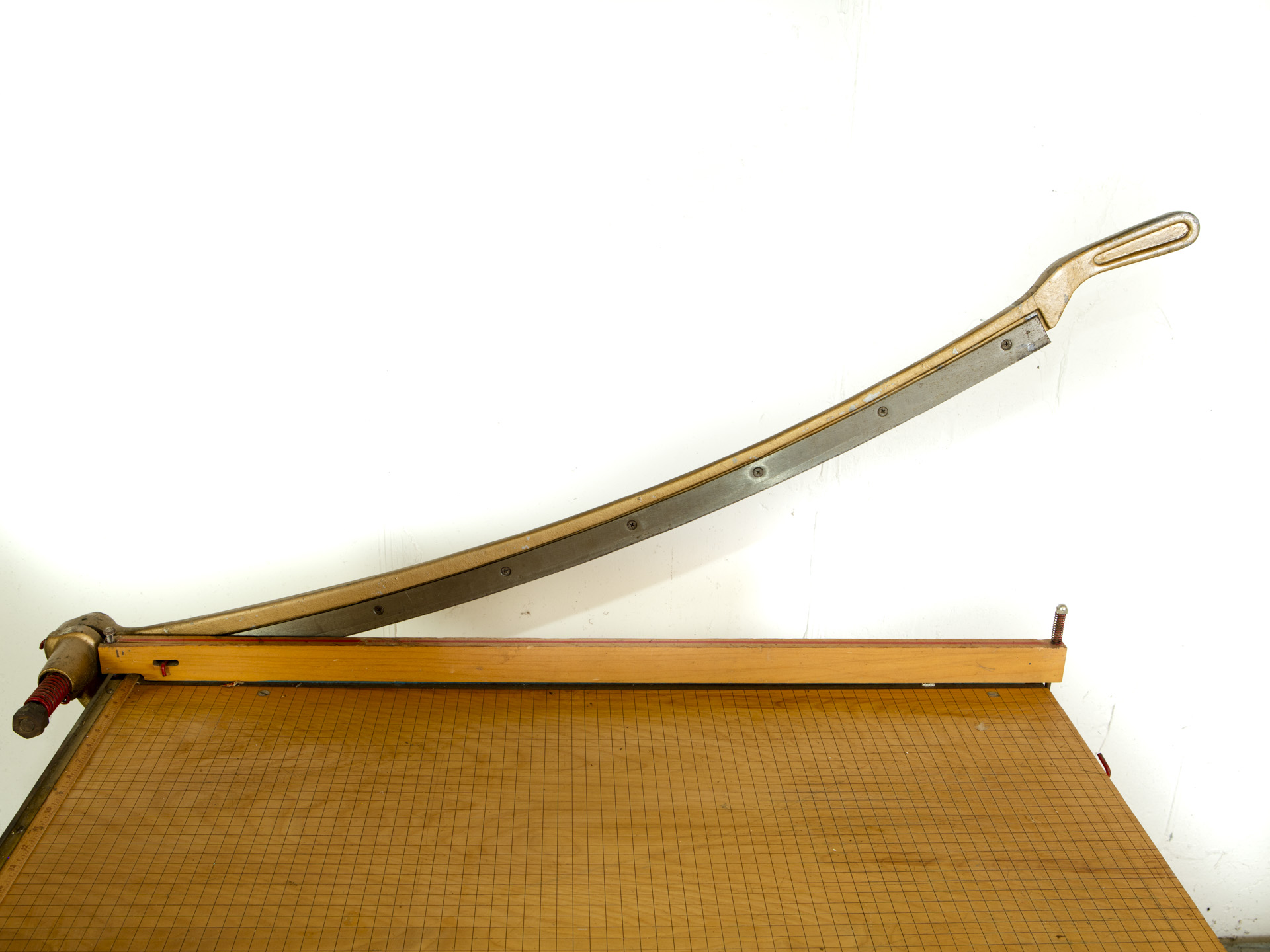 Craft Guillotine Cutting Table and Keeton Cutter Beveled Mat Cutter EBTH