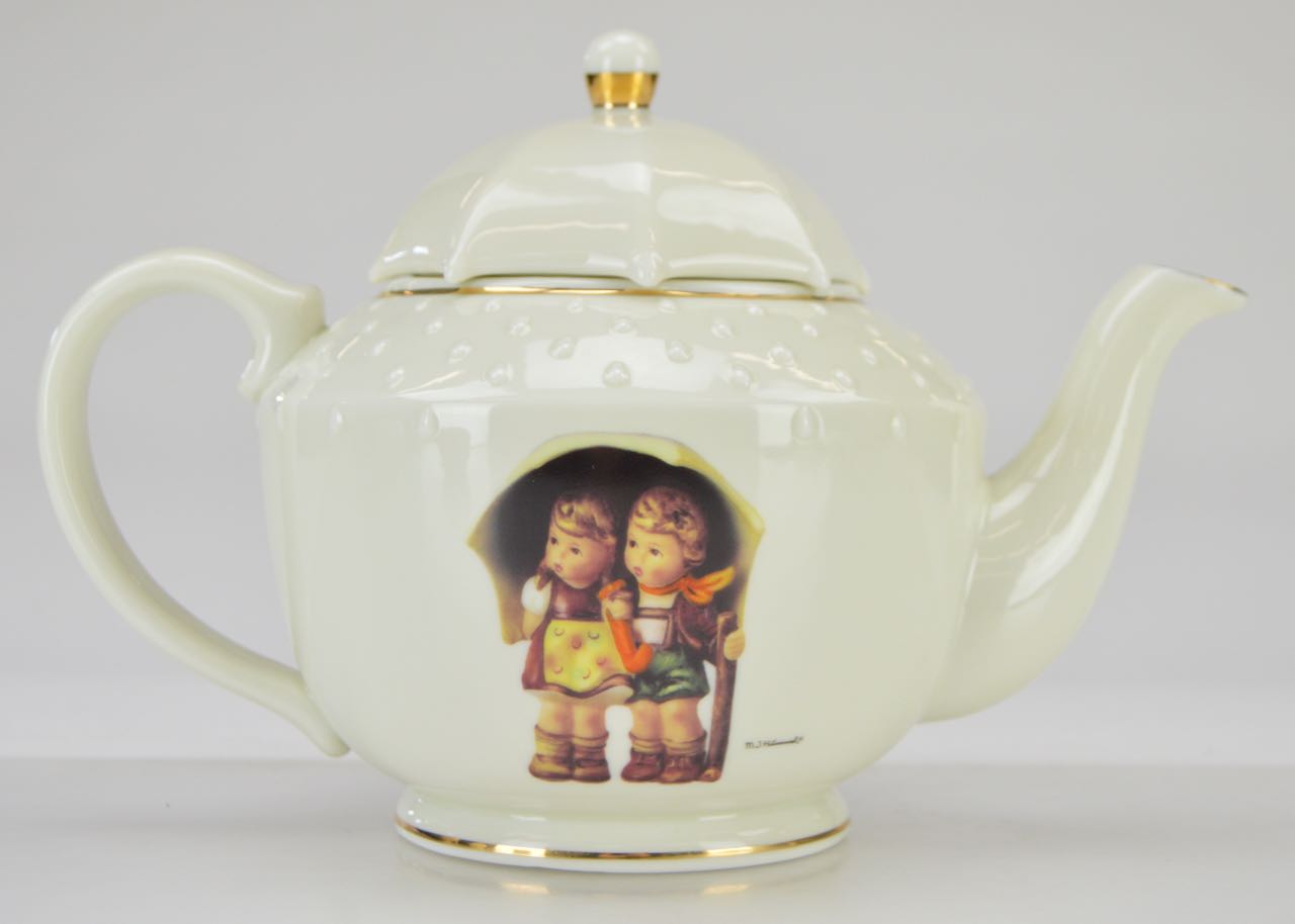 M.I. Hummel Porcelain Tea Set and Hummel Germany Trinket Box EBTH