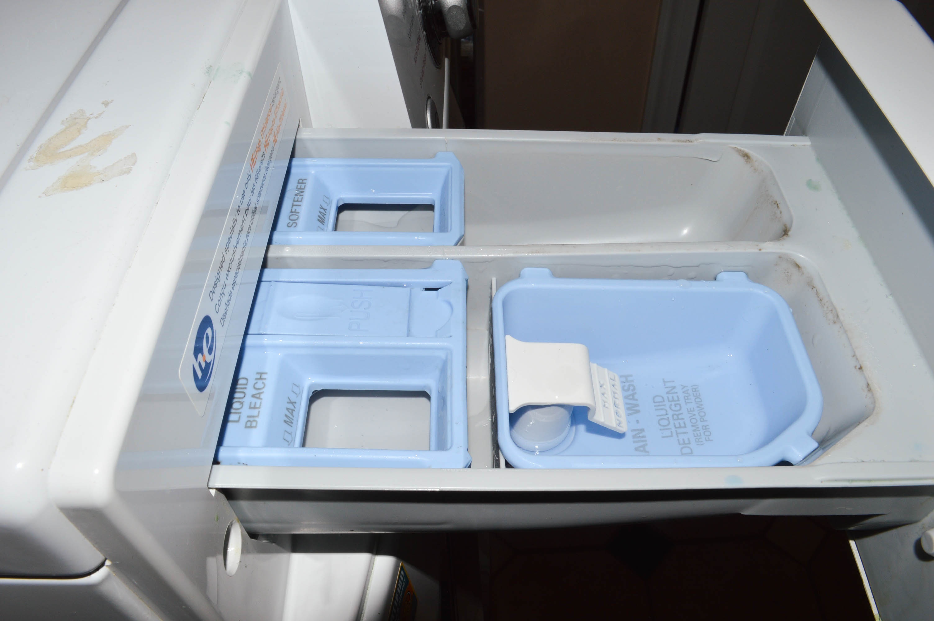 LG Steam Washing Machine with Pedestal Base EBTH