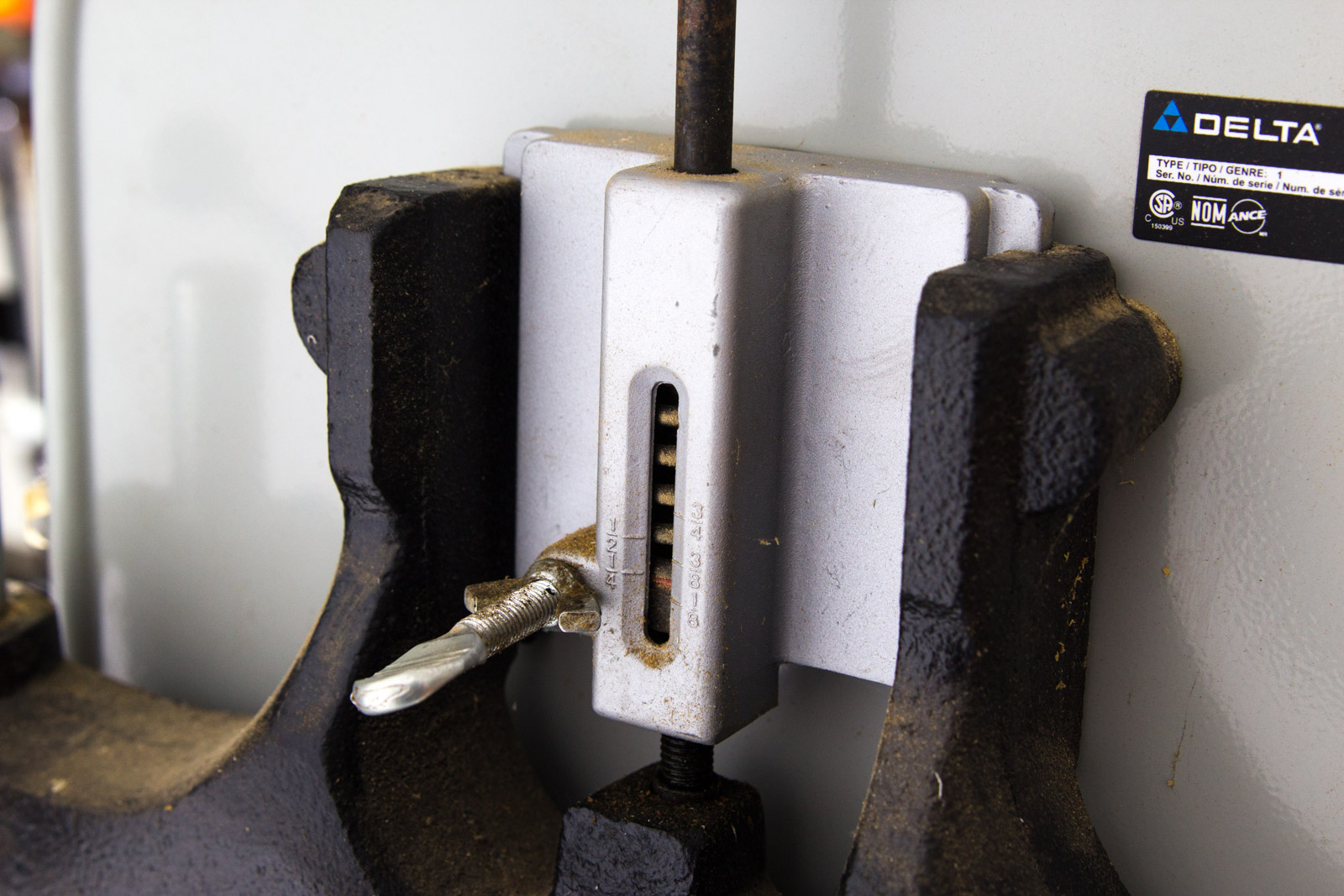 Delta Model 28276 14Inch Band Saw with Stand EBTH