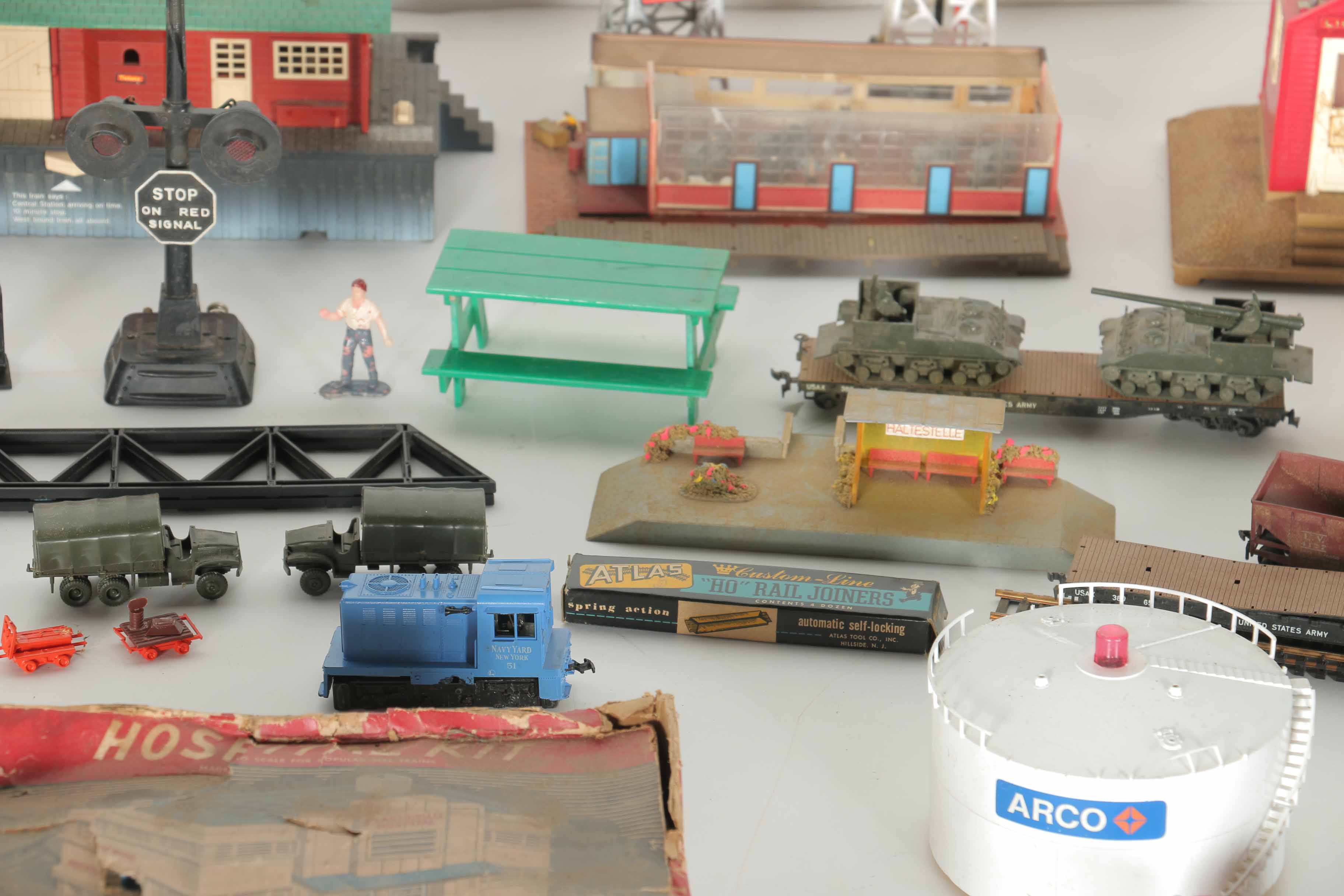 Toy Train Landscapes and Accessories EBTH