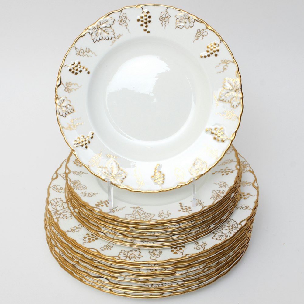 Set Of Vintage Royal Crown Derby Plates EBTH set-of-vintage-royal-crown-derby-plates-ebth