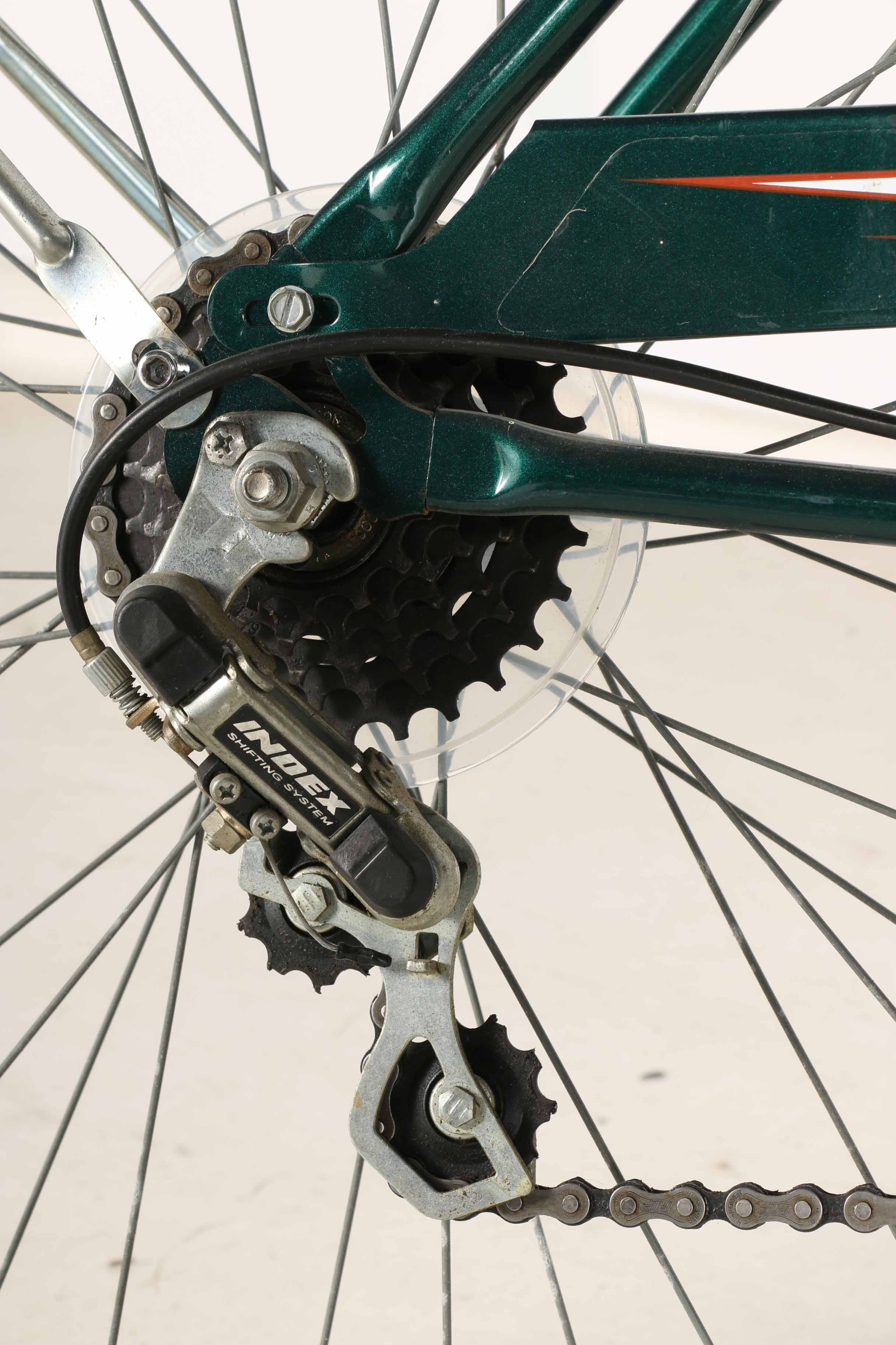 Huffy SixSpeed Causeway Bicycle EBTH