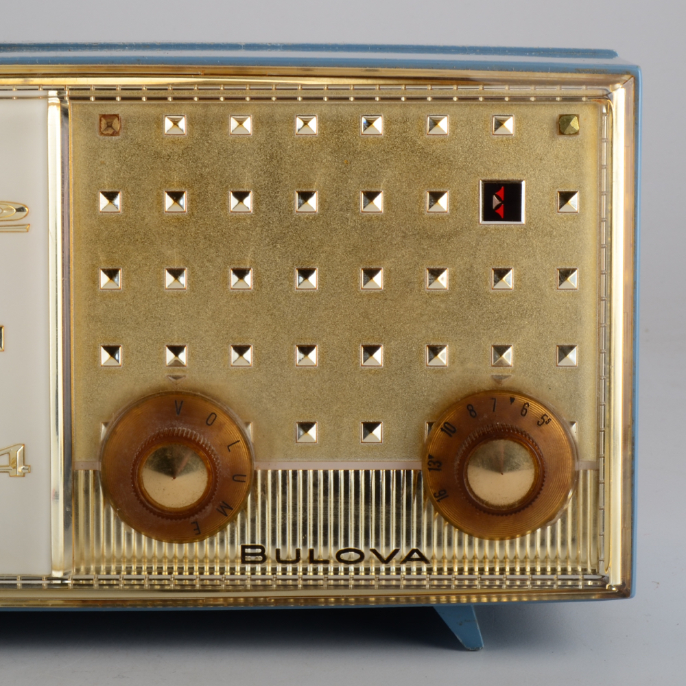 Vintage Bulova Clock Radio EBTH