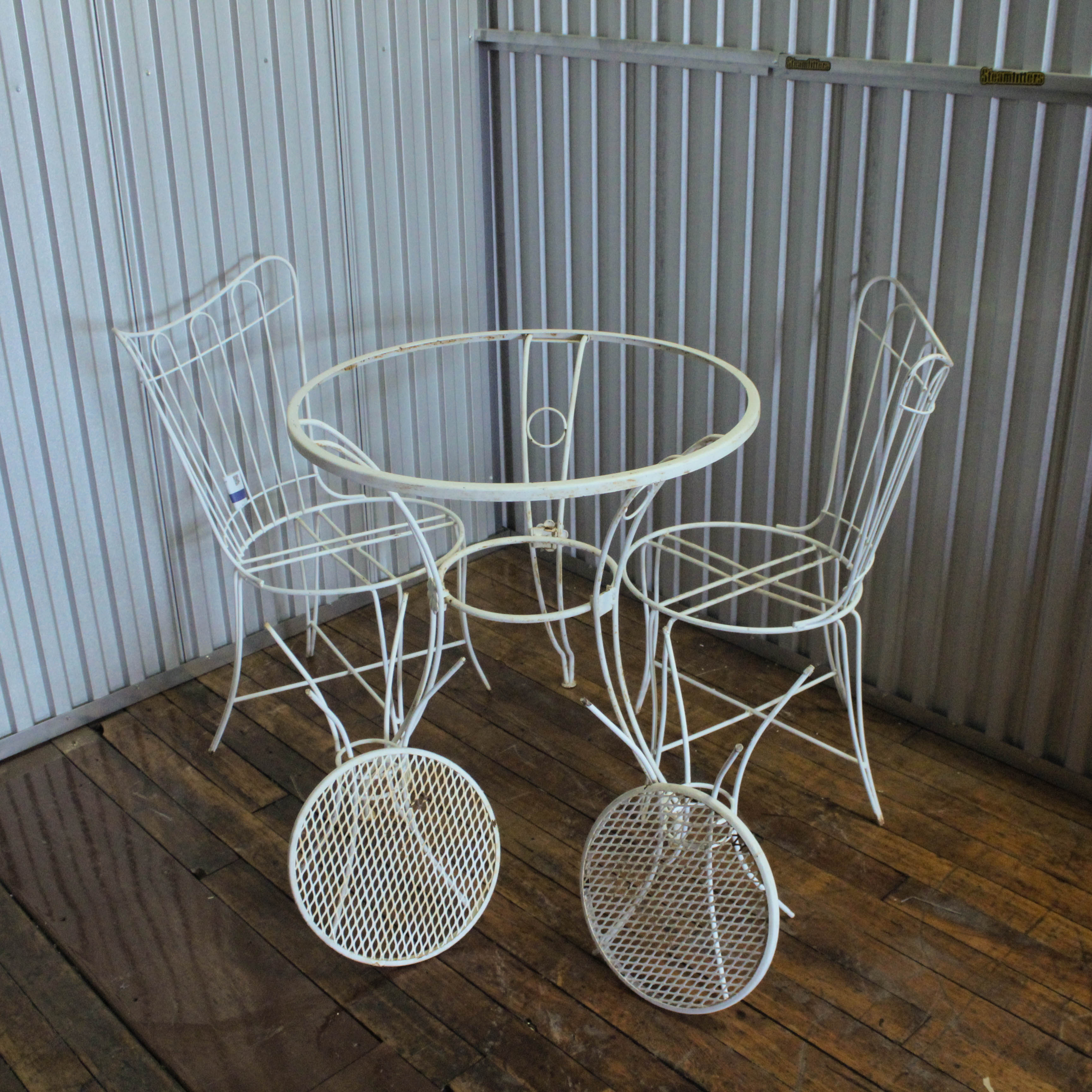 Vintage Wrought Iron Patio Furniture | EBTH