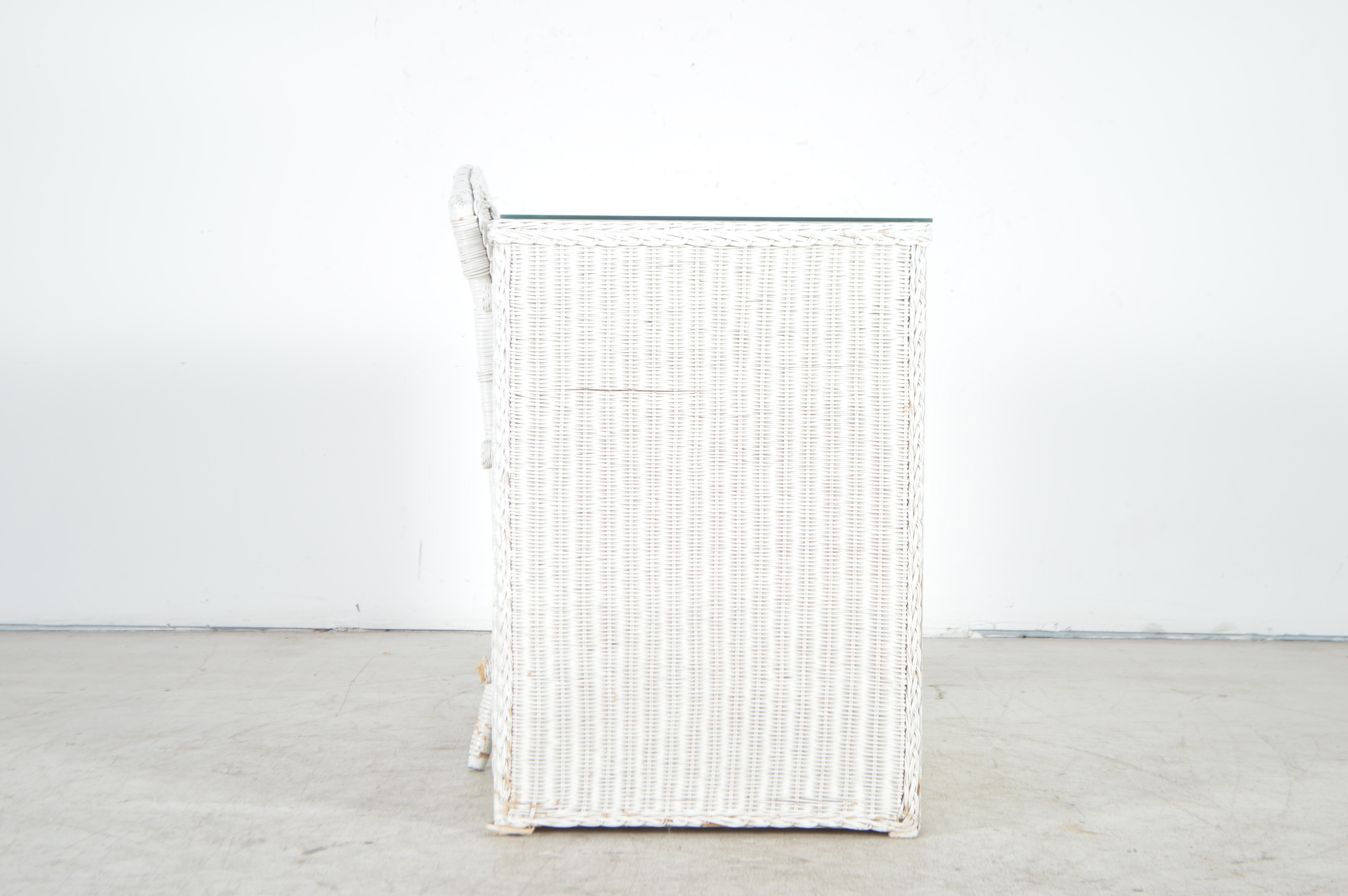 White Wicker Desk and Chair EBTH