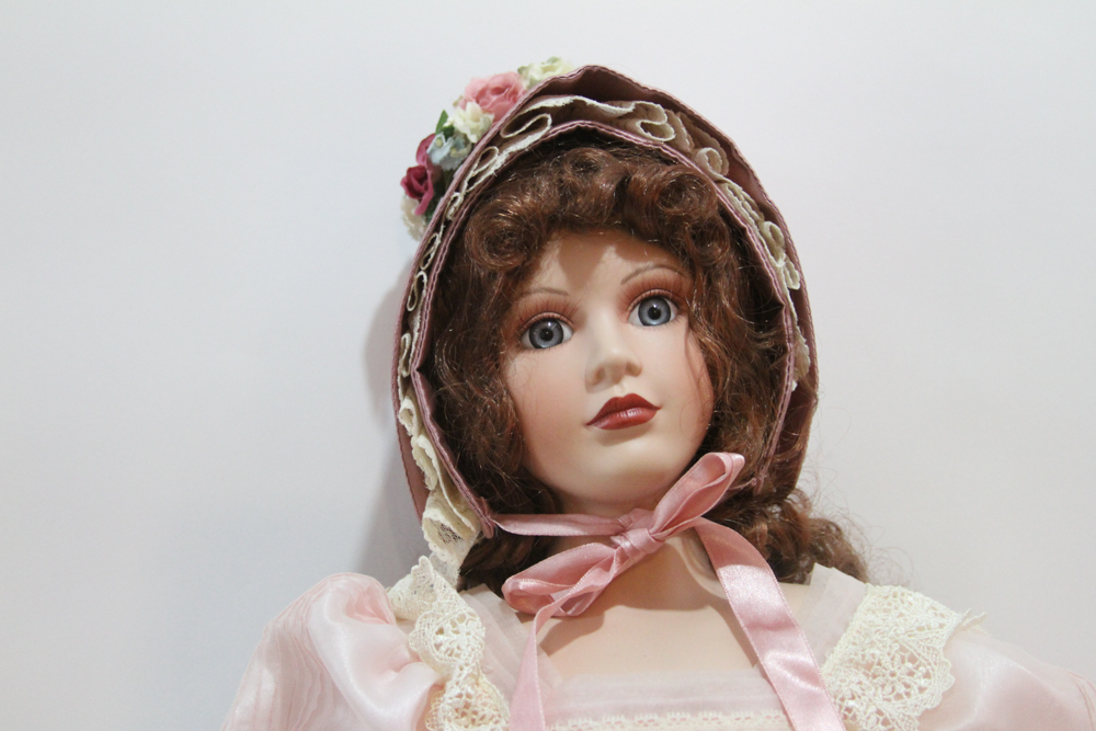 Limited Edition Court of Dolls by Jenny "Samantha" EBTH