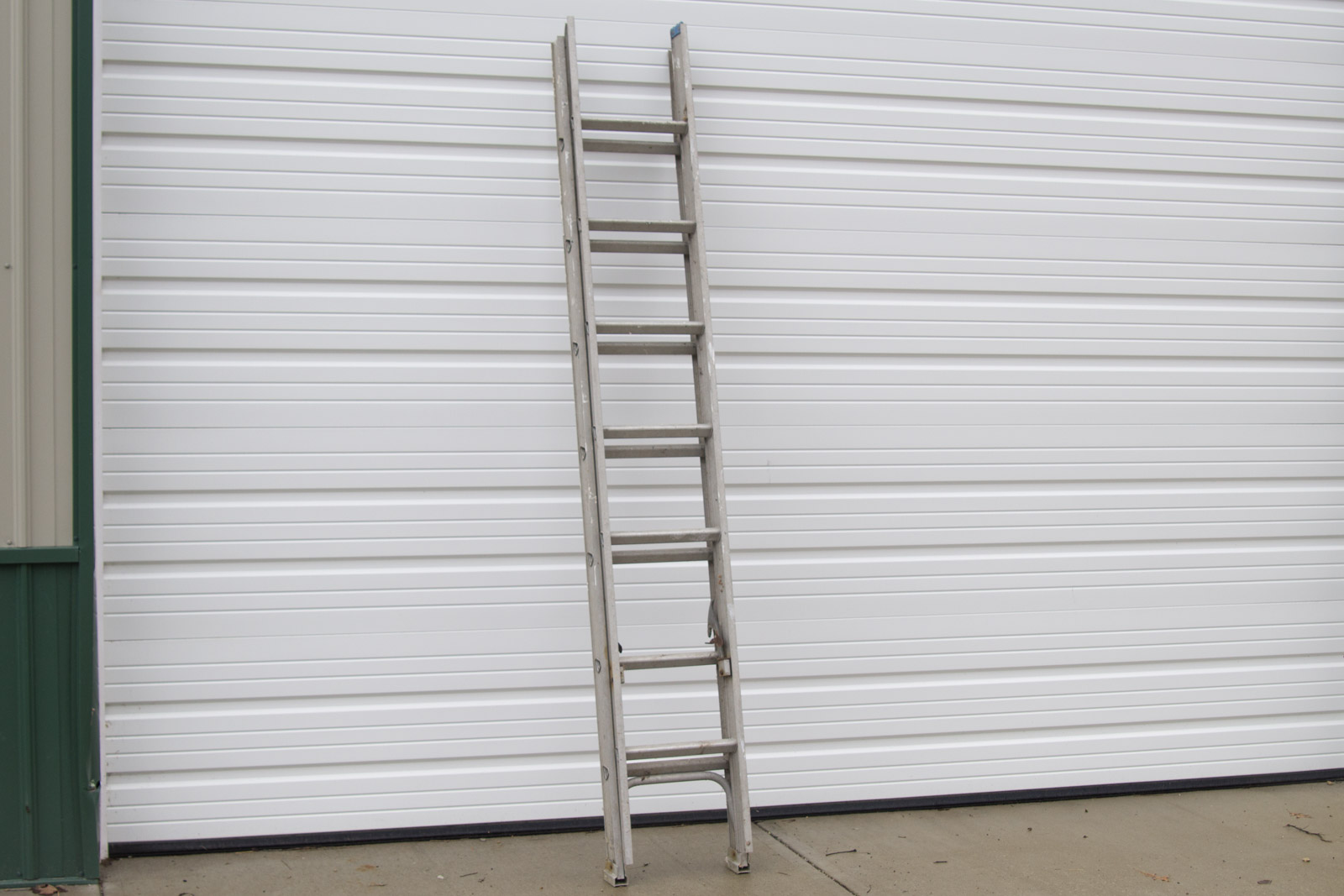 12 Foot Extension Ladder EBTH