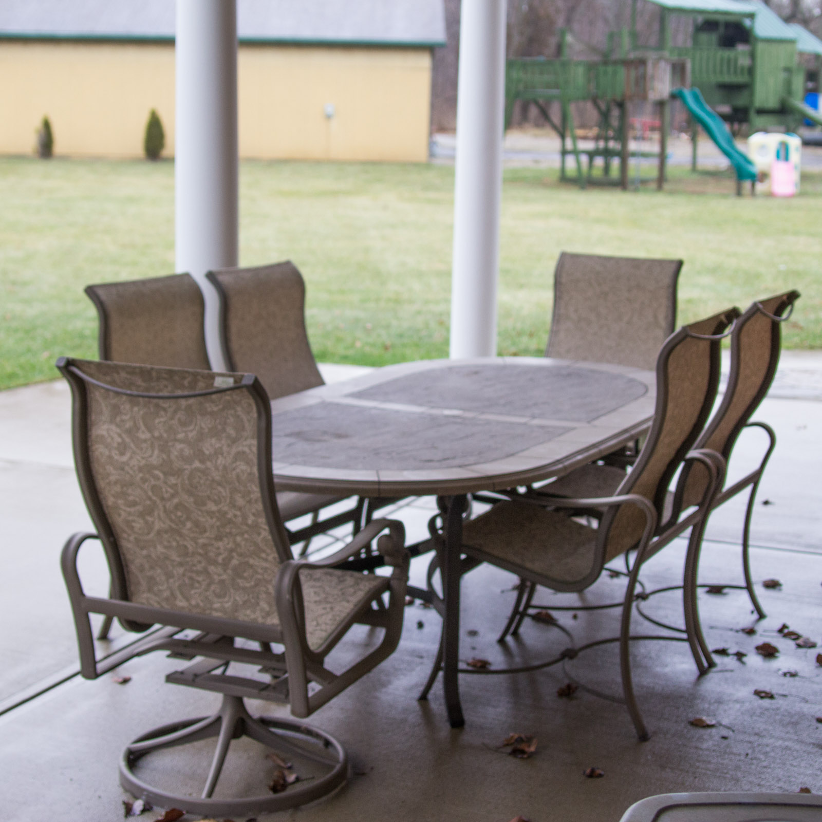 Tropitone Patio Furniture Set Ebth