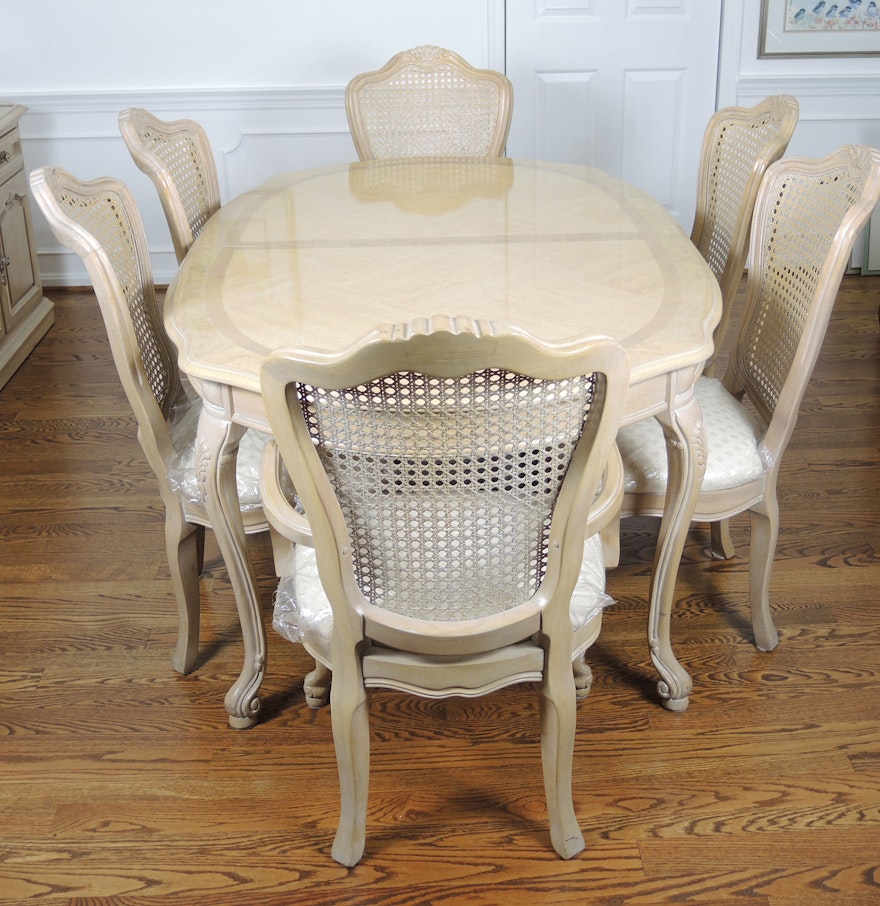Thomasville French Provincial Style Dining Table and Six Chairs : EBTH
