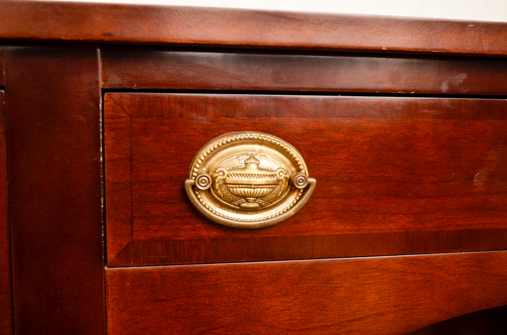 Bombay Company Hepplewhite Style Sideboard EBTH