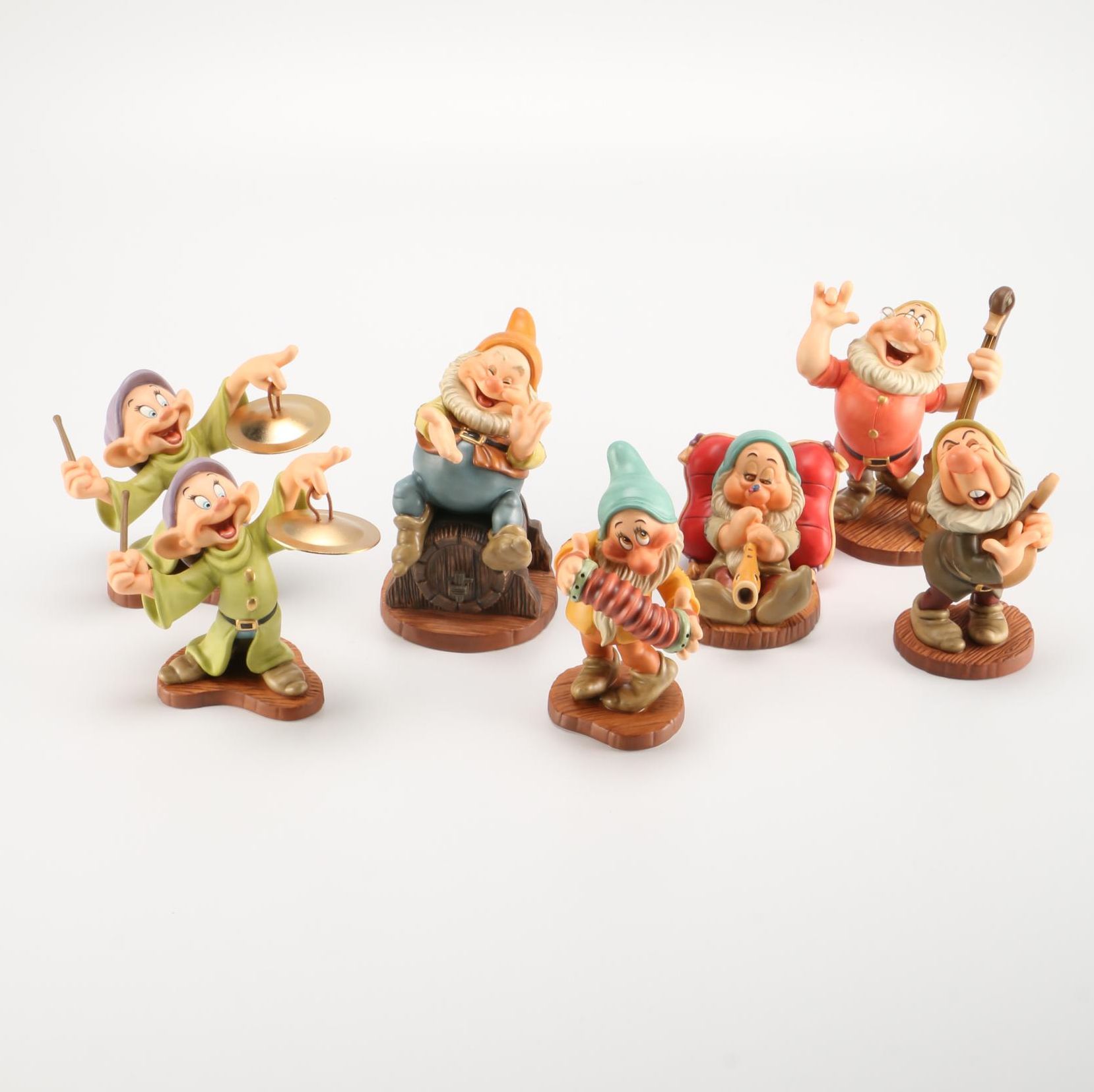 Walt Disney Classics Collection Seven Dwarfs Figurines EBTH