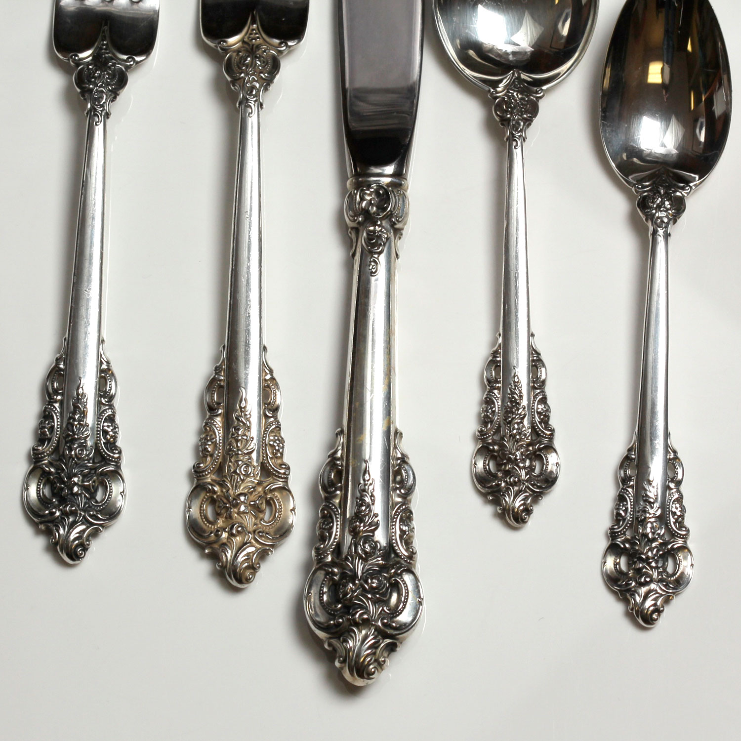 wallace-sterling-silver-grand-baroque-flatware-ebth
