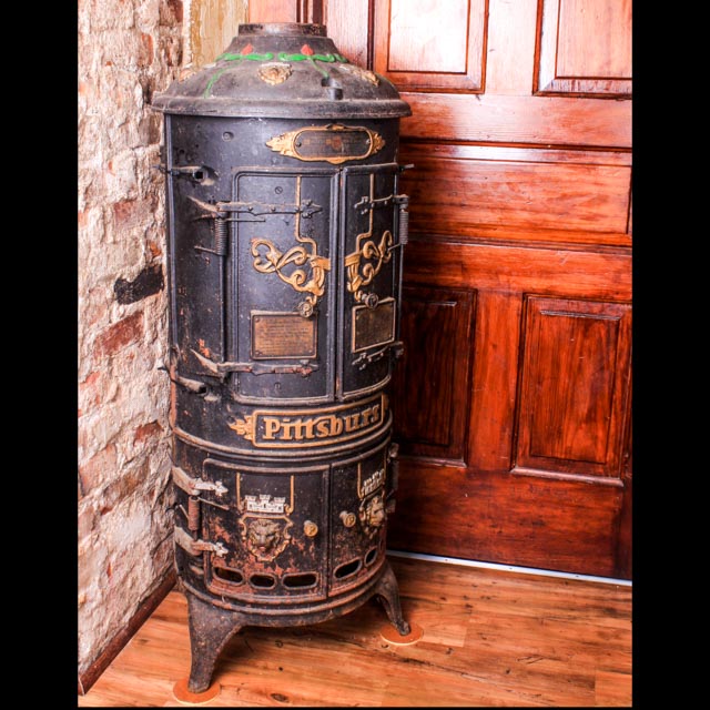 Early 20th Century Cast Iron Pittsburgh Bungalow Water Heater EBTH