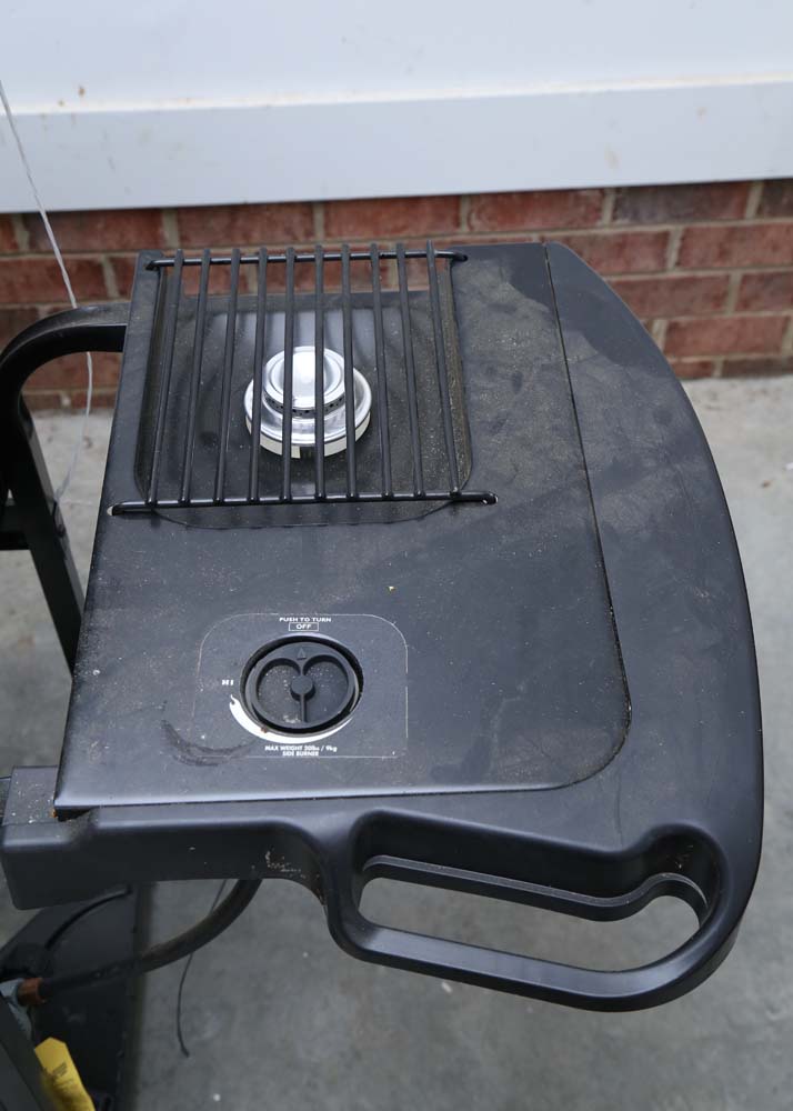 Fiesta Outdoor Gas Grill with Sideburner EBTH