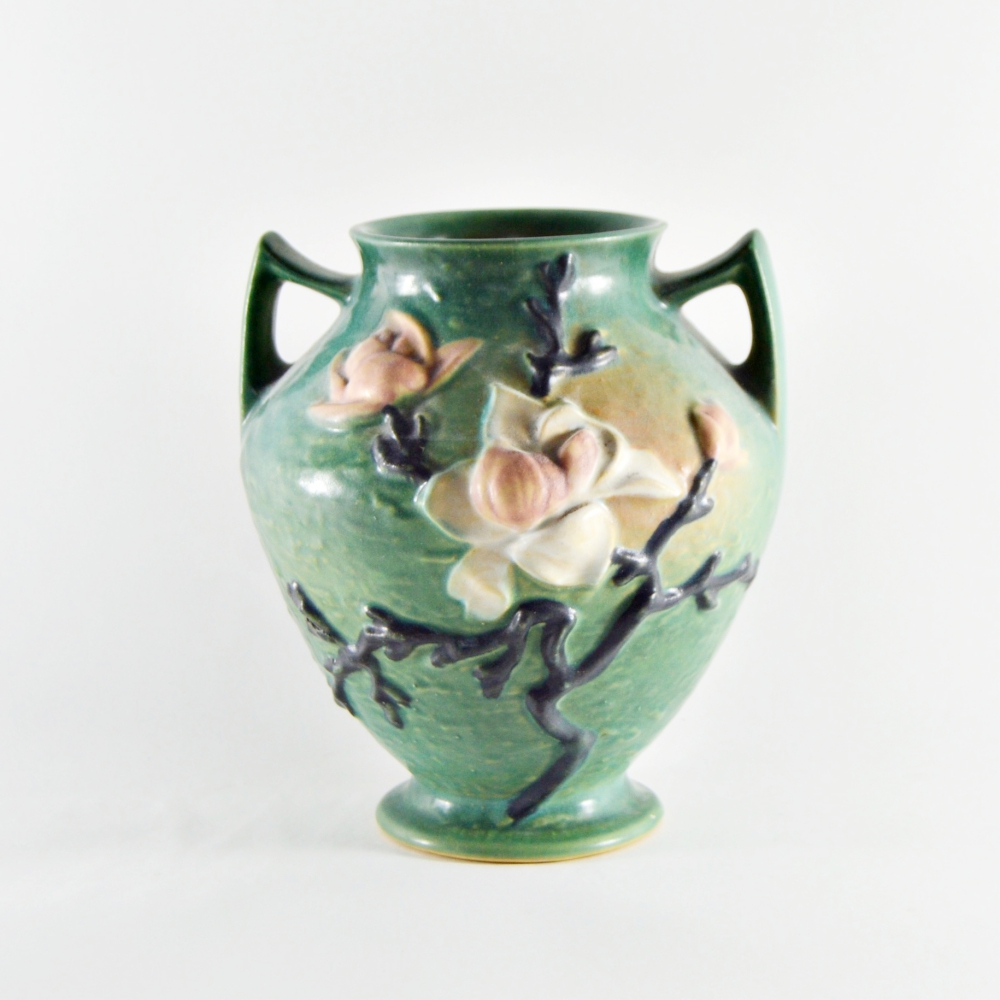 Roseville Pottery Magnolia Vase Ebth