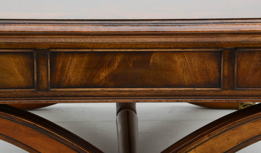 Henredon Natchez Mahogany Coffee Table EBTH