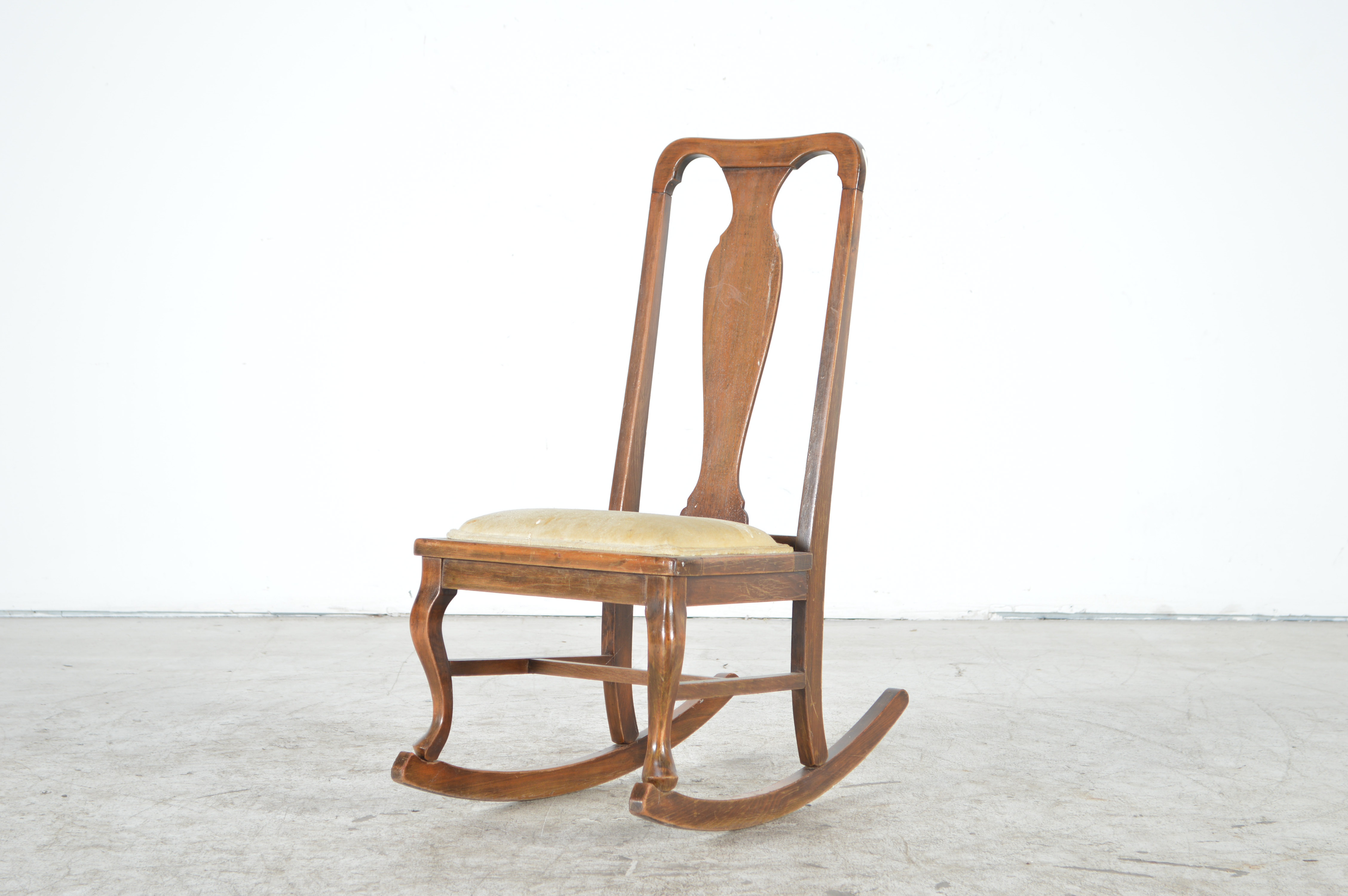 Vintage Queen Anne Style Rocking Chair EBTH