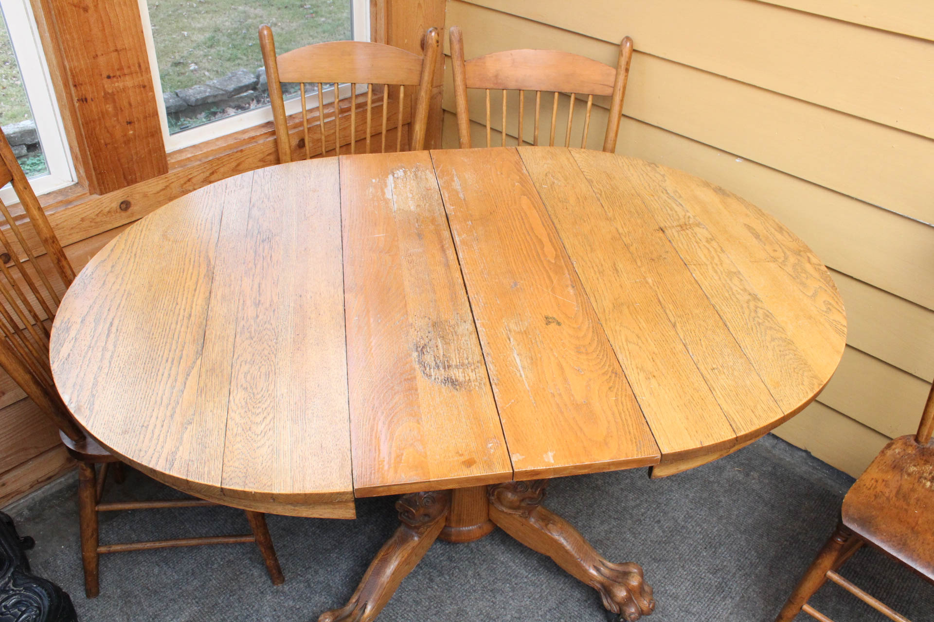 Oak Pedestal Table and Chairs EBTH