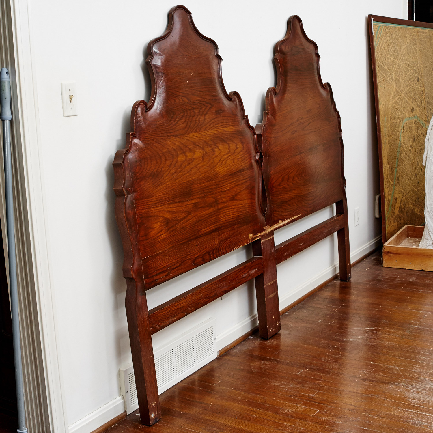 Antique Oak King Size Headboard EBTH