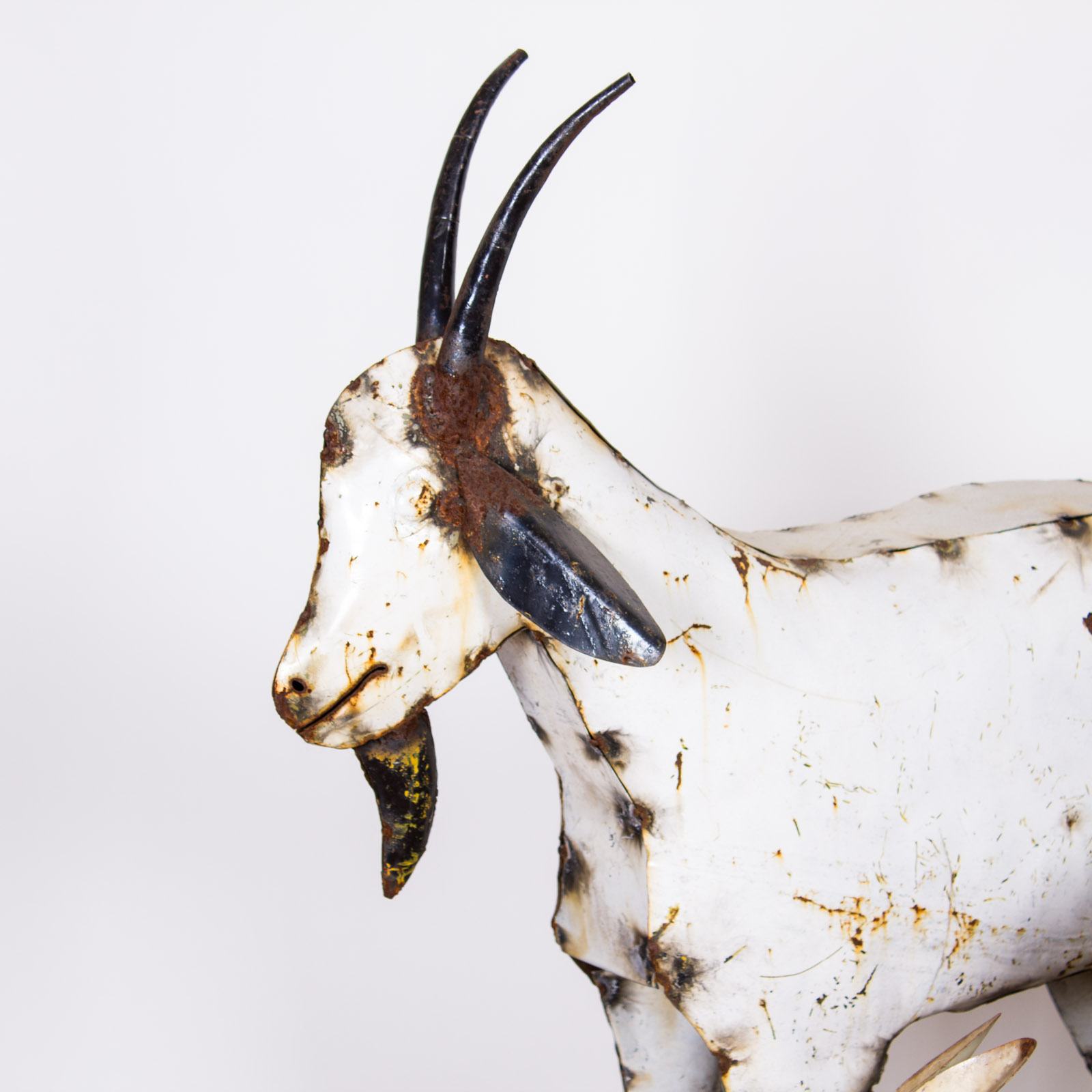 Collection of Rustic Metal Farm Animal Decor EBTH