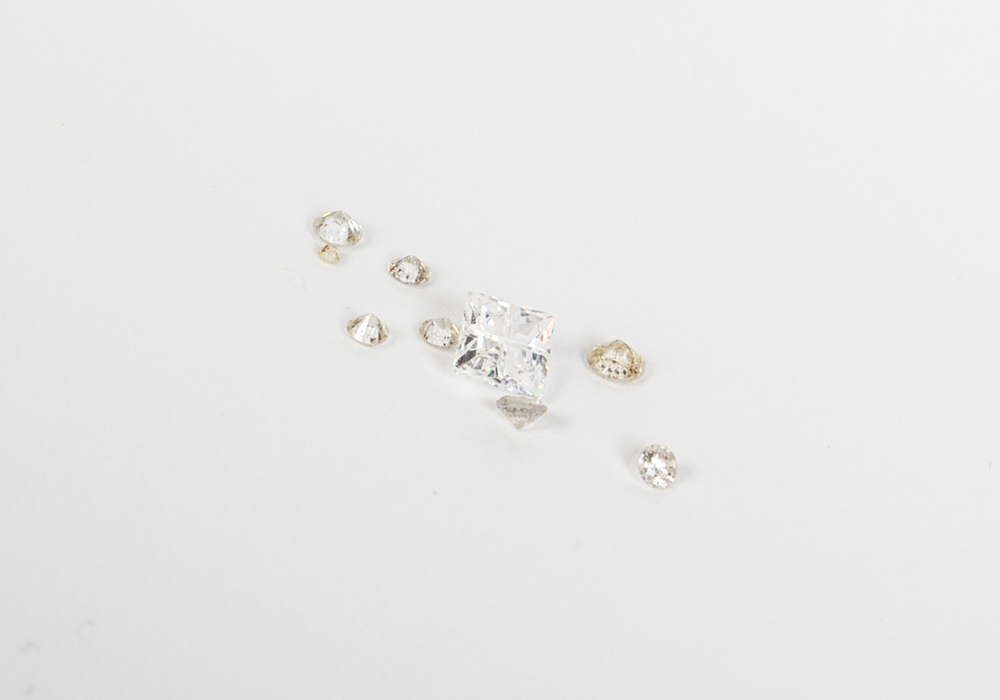 Collection Of Loose Diamonds | EBTH