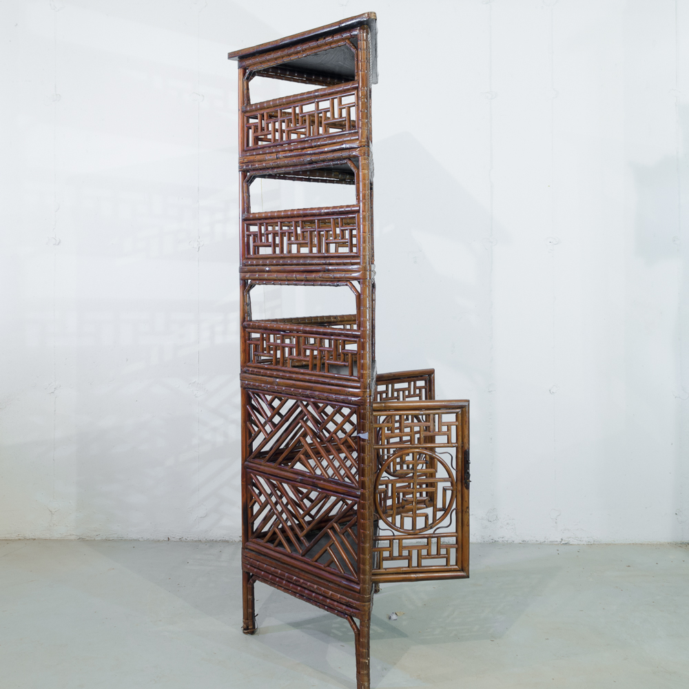 Chinese Style Faux Bamboo Corner EBTH