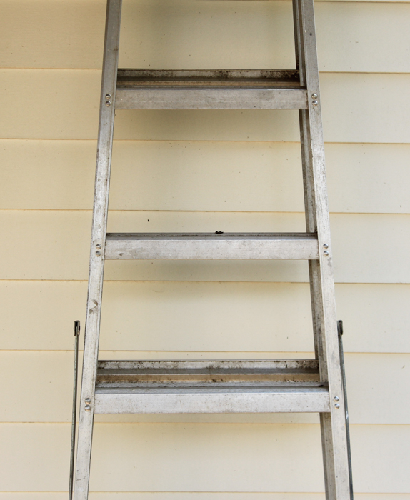 Keller 10' Aluminum Step Ladder EBTH