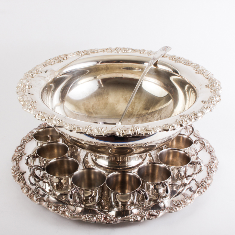 Sheridan Taunton Silversmiths Silver Plate Punch Bowl Set | EBTH