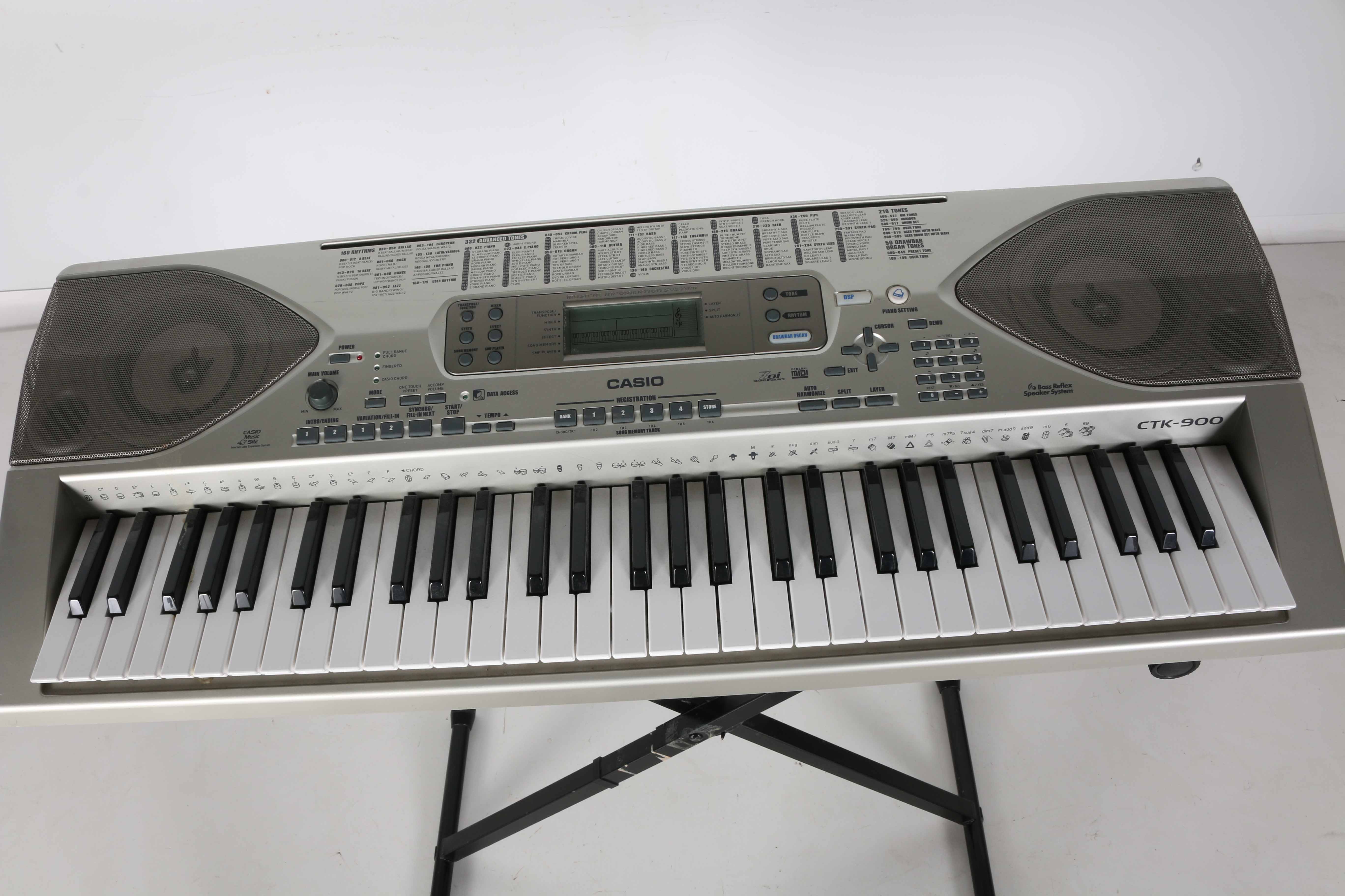 Casio CTK900 Keyboard and Stand EBTH