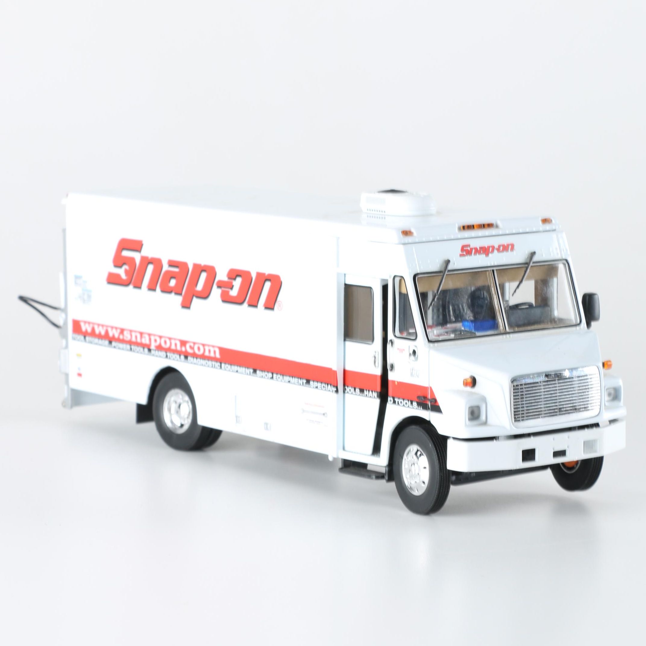 snap on toy truck