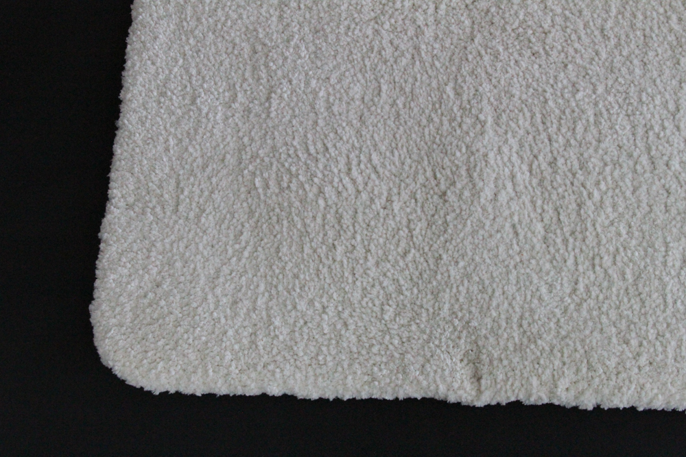 Large OffWhite Bathroom Rug EBTH